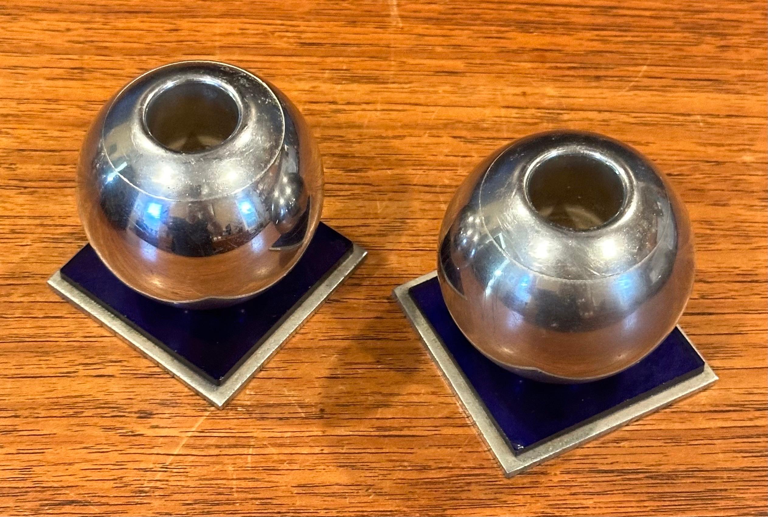 Pair of Modernist Chrome and Cobalt Candle Holders by Chase Co In Good Condition For Sale In San Diego, CA