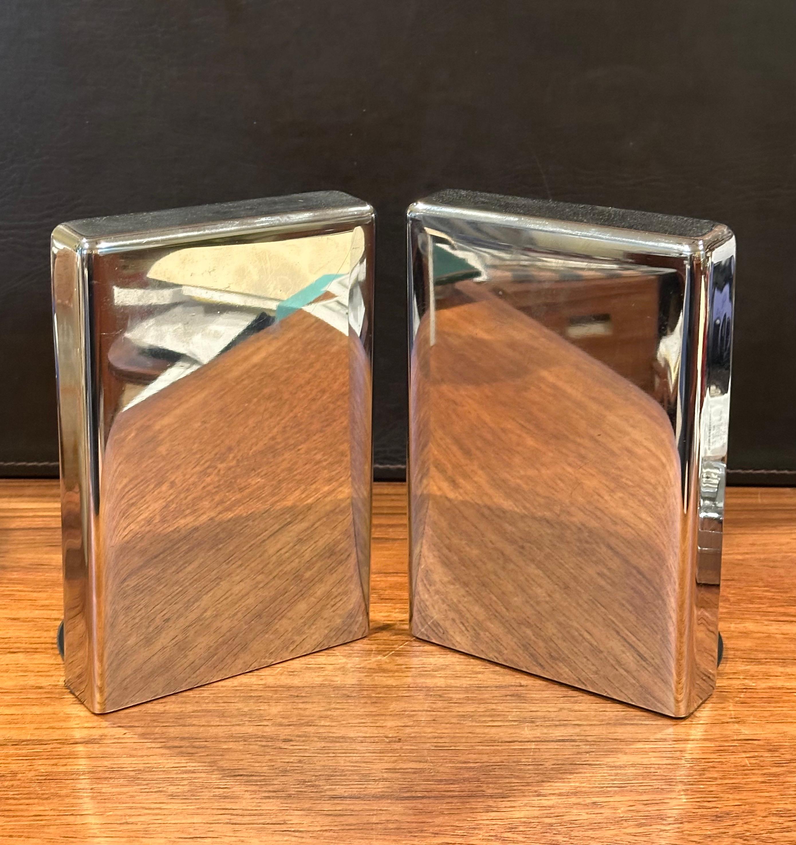 Pair of Modernist Chrome Bookends by McDonald Products For Sale 1