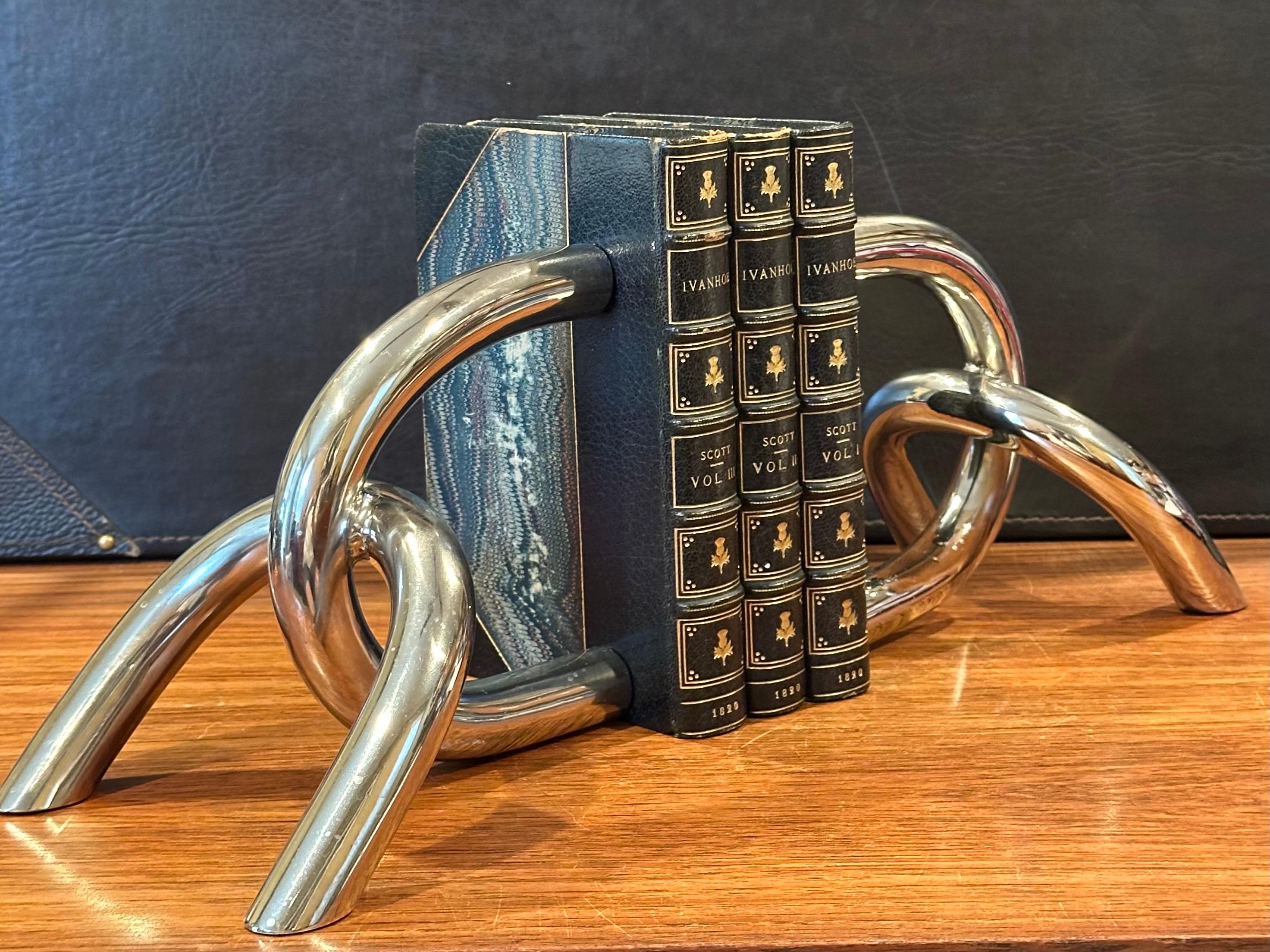 Pair of Modernist Chrome Chain Link Bookends For Sale 3