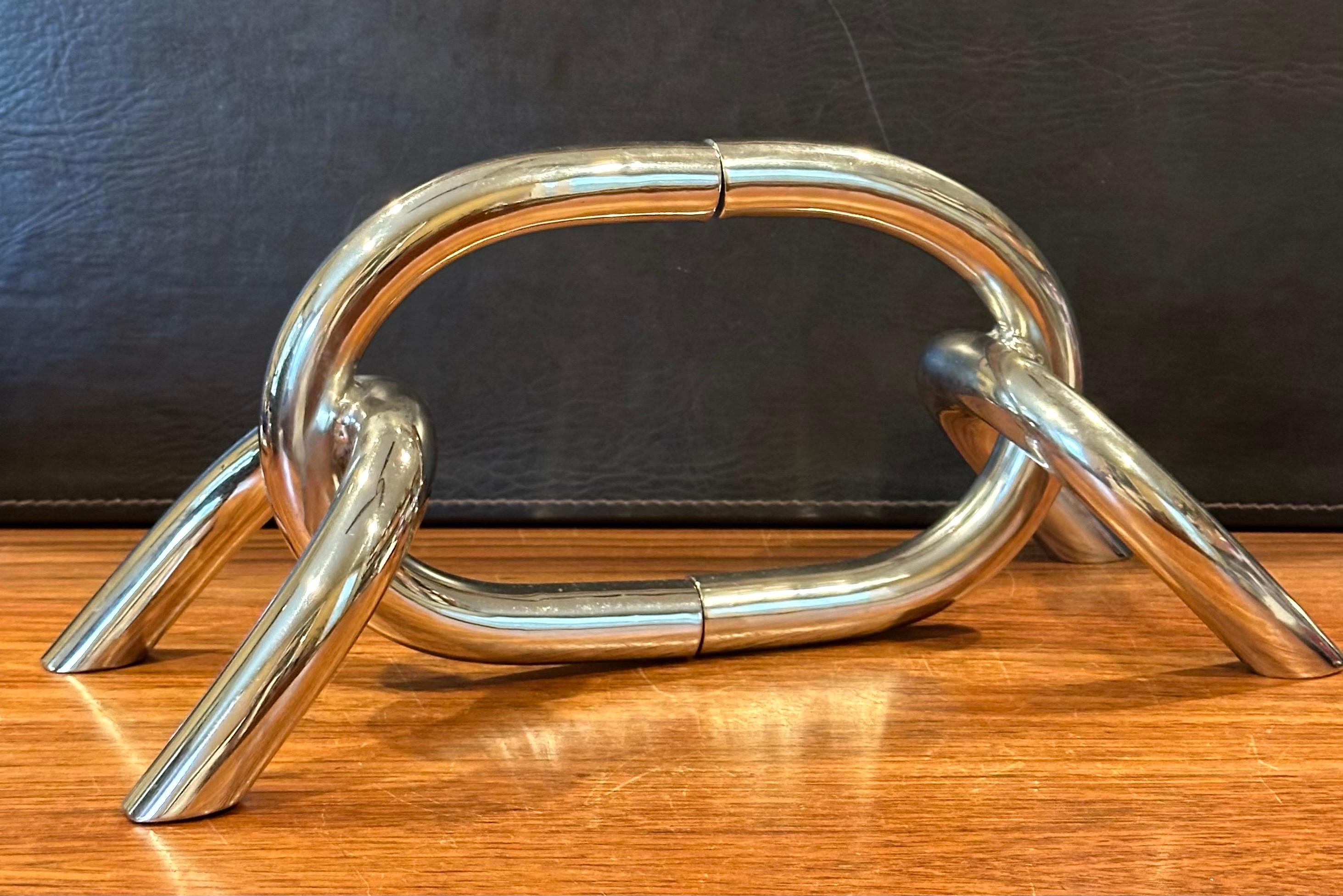 Pair of Modernist Chrome Chain Link Bookends In Good Condition For Sale In San Diego, CA