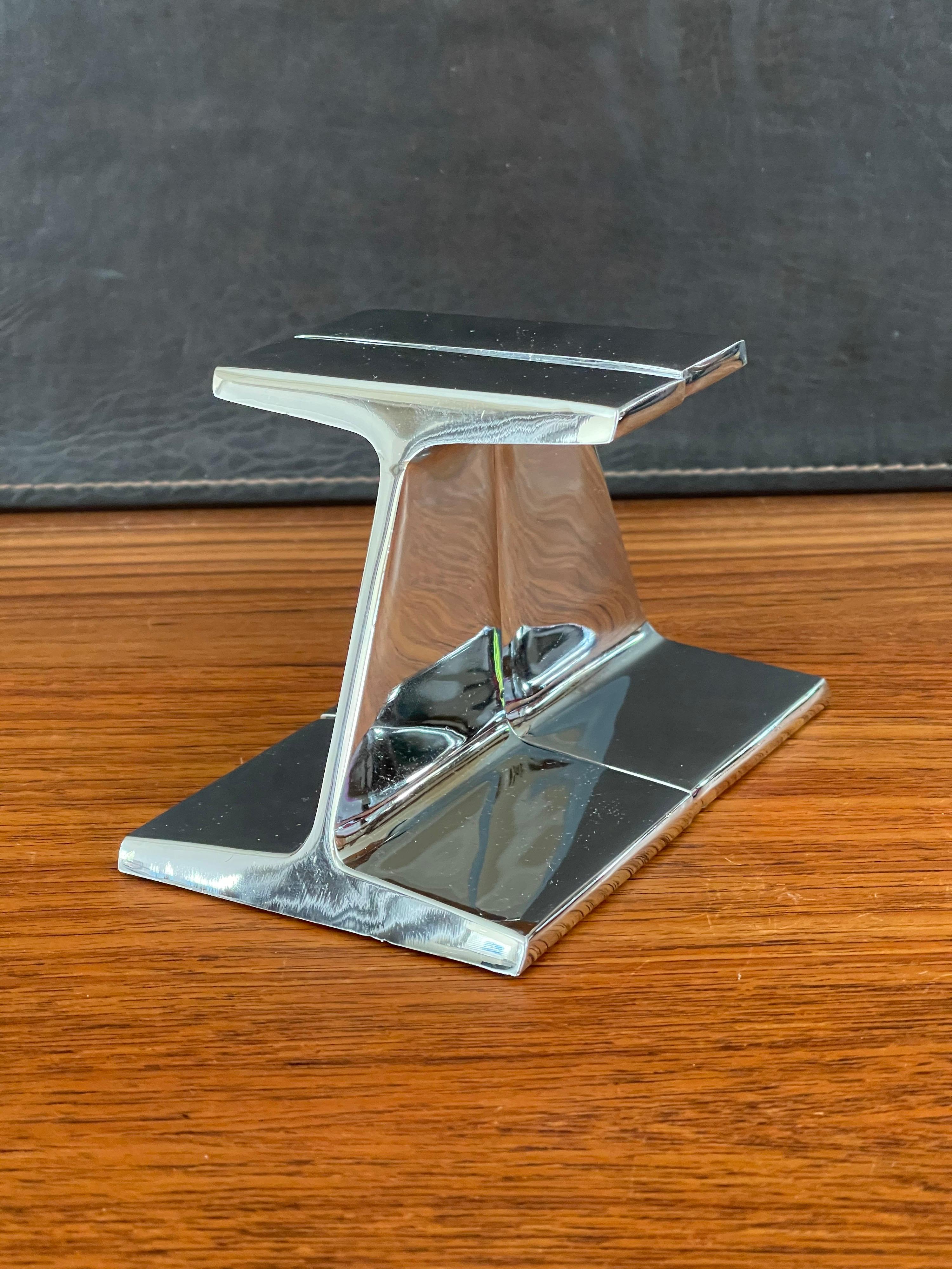 Gorgeous pair of modernist chromed steel I-beam bookends by Bill Curry for Design Line, circa 1970s. The pair are in very good vintage condition and measure 6.125
