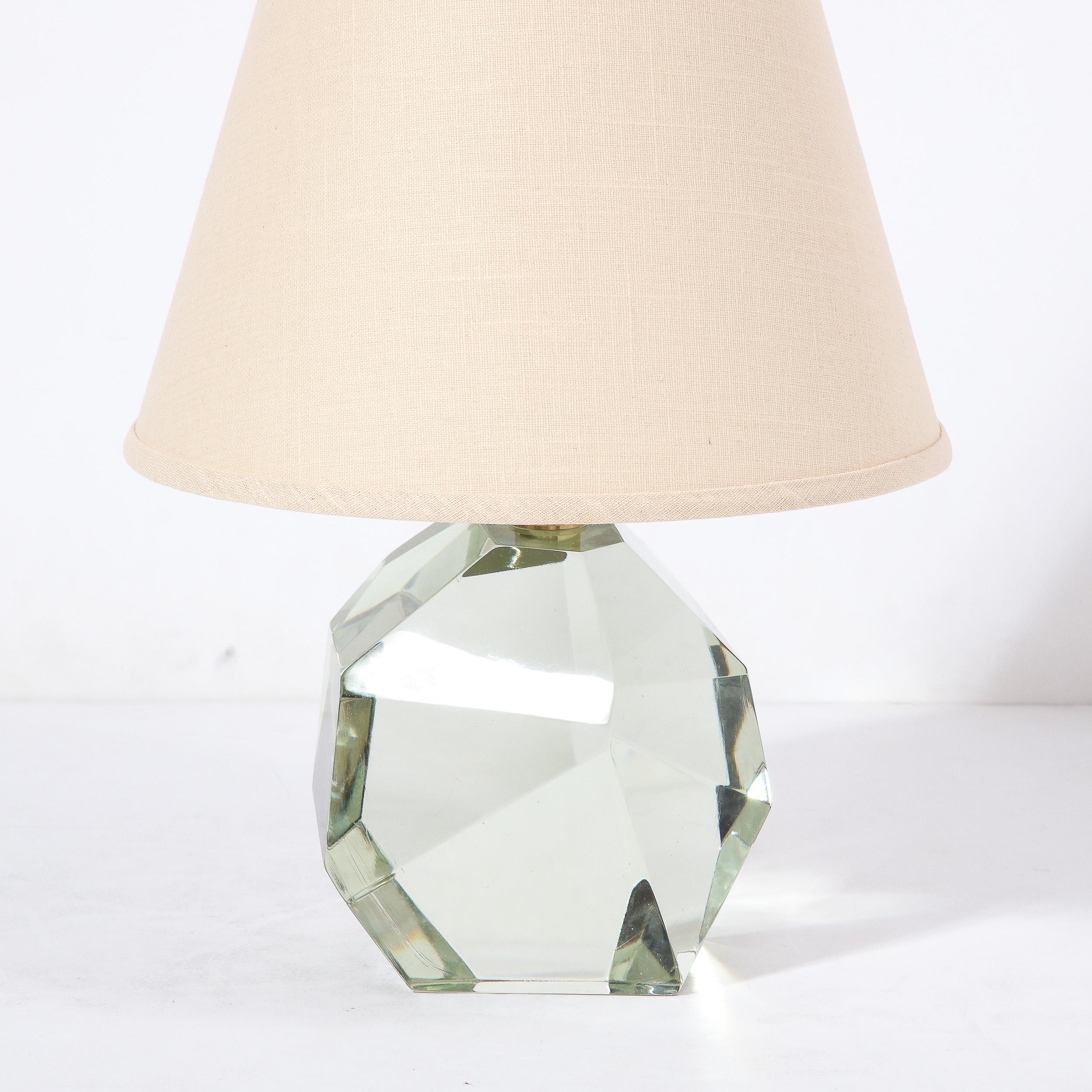 Pair of Modernist Faceted Hand-Blown Mineral Green Murano Glass Table Lamps In New Condition For Sale In New York, NY
