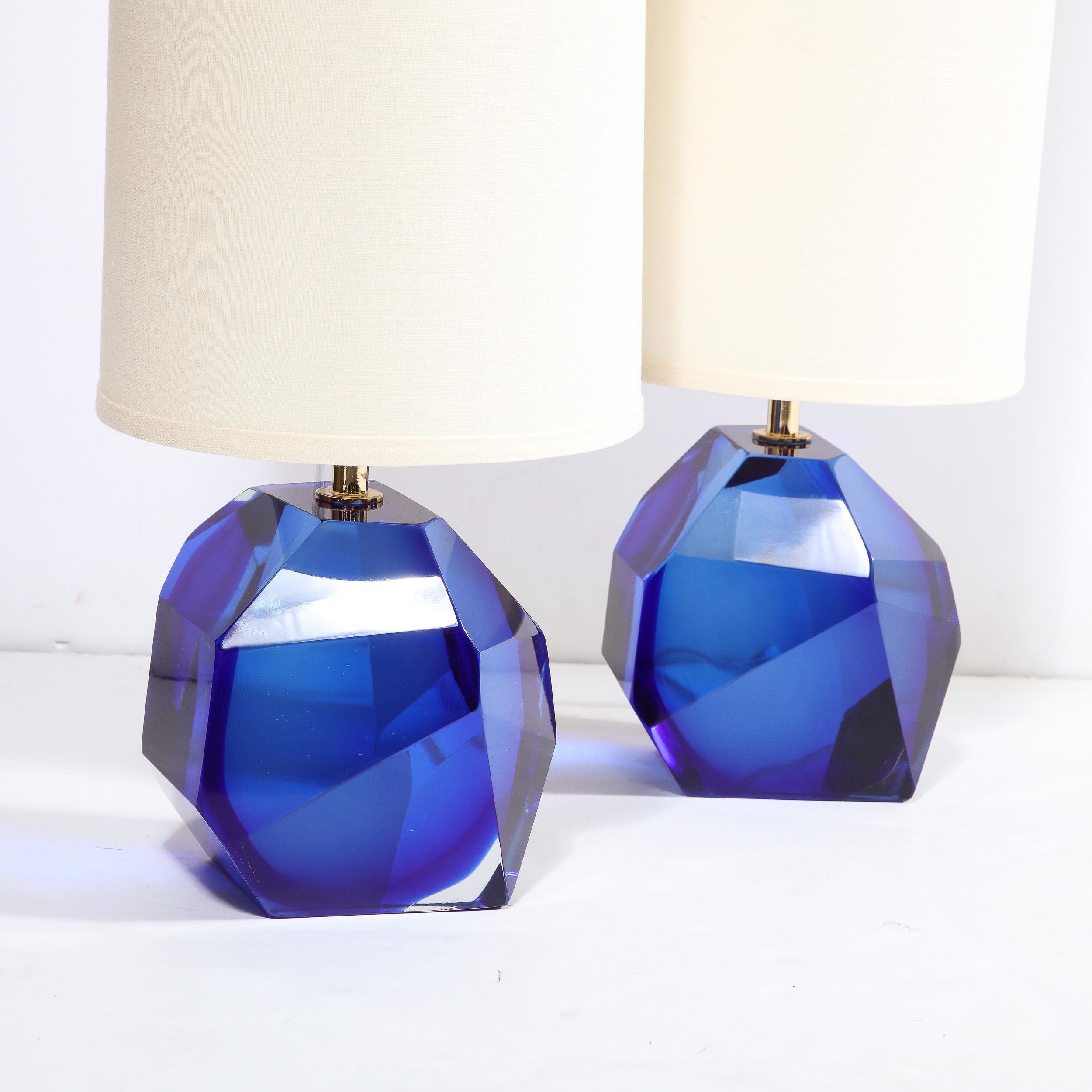 Pair of Modernist Faceted Hand-Blown Murano Glass Table Lamps in Sapphire For Sale 4