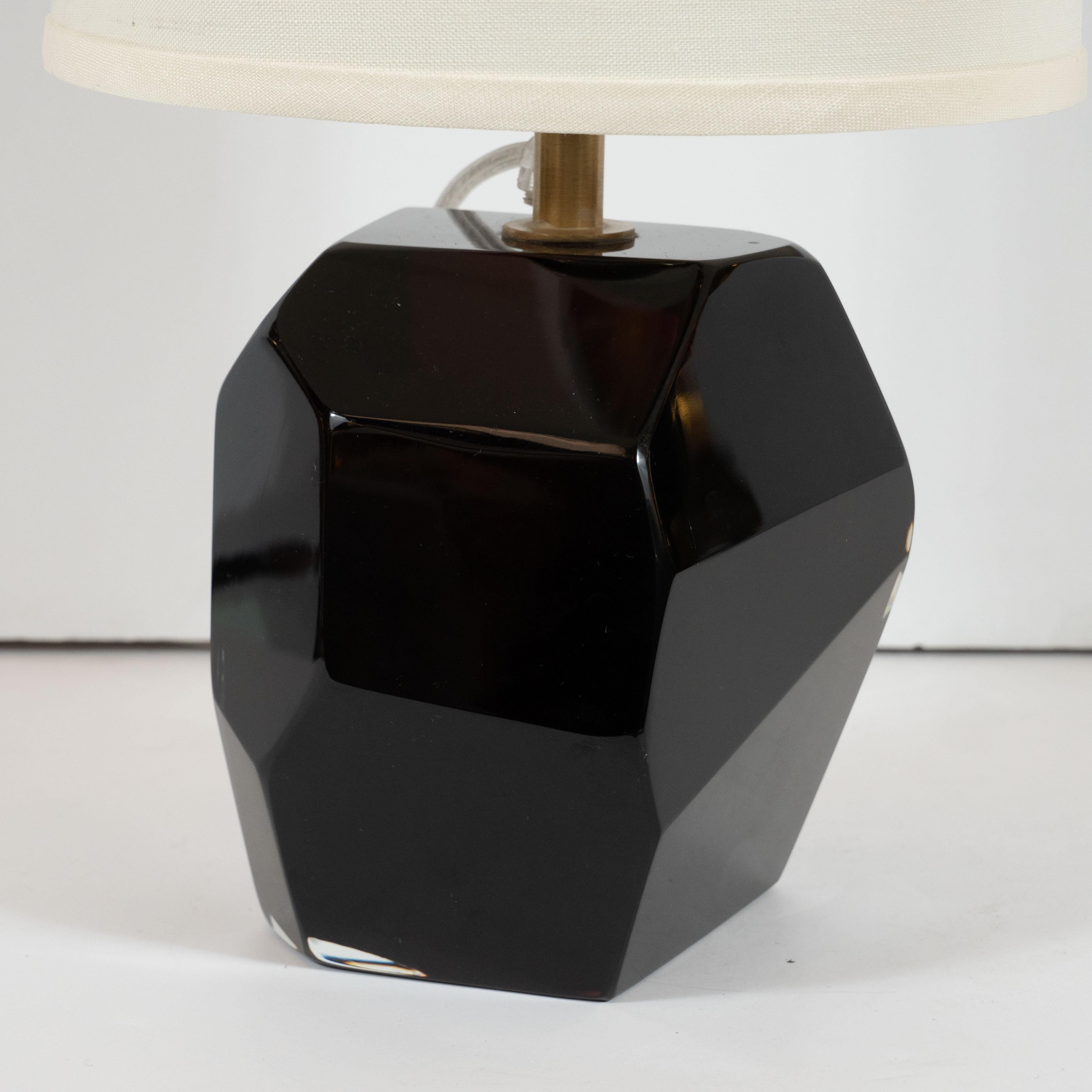 Pair of Modernist Faceted Lamps in Dark Sable Handblown Murano Glass In Excellent Condition For Sale In New York, NY
