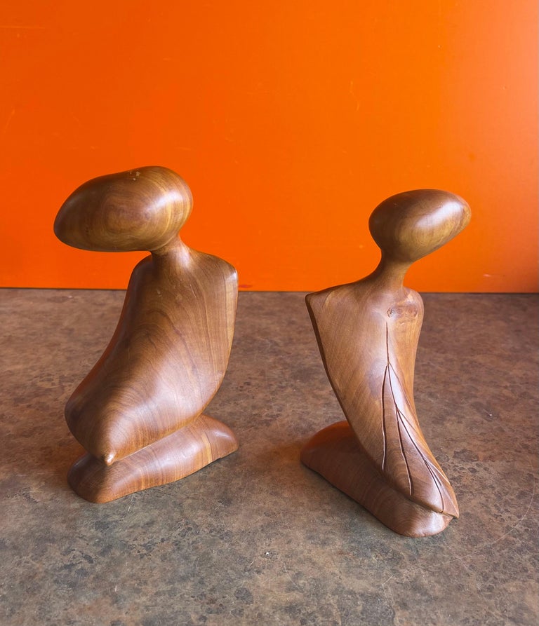 Mid-Century Modern Pair of Modernist Figural Sculptures in Burlwood For Sale