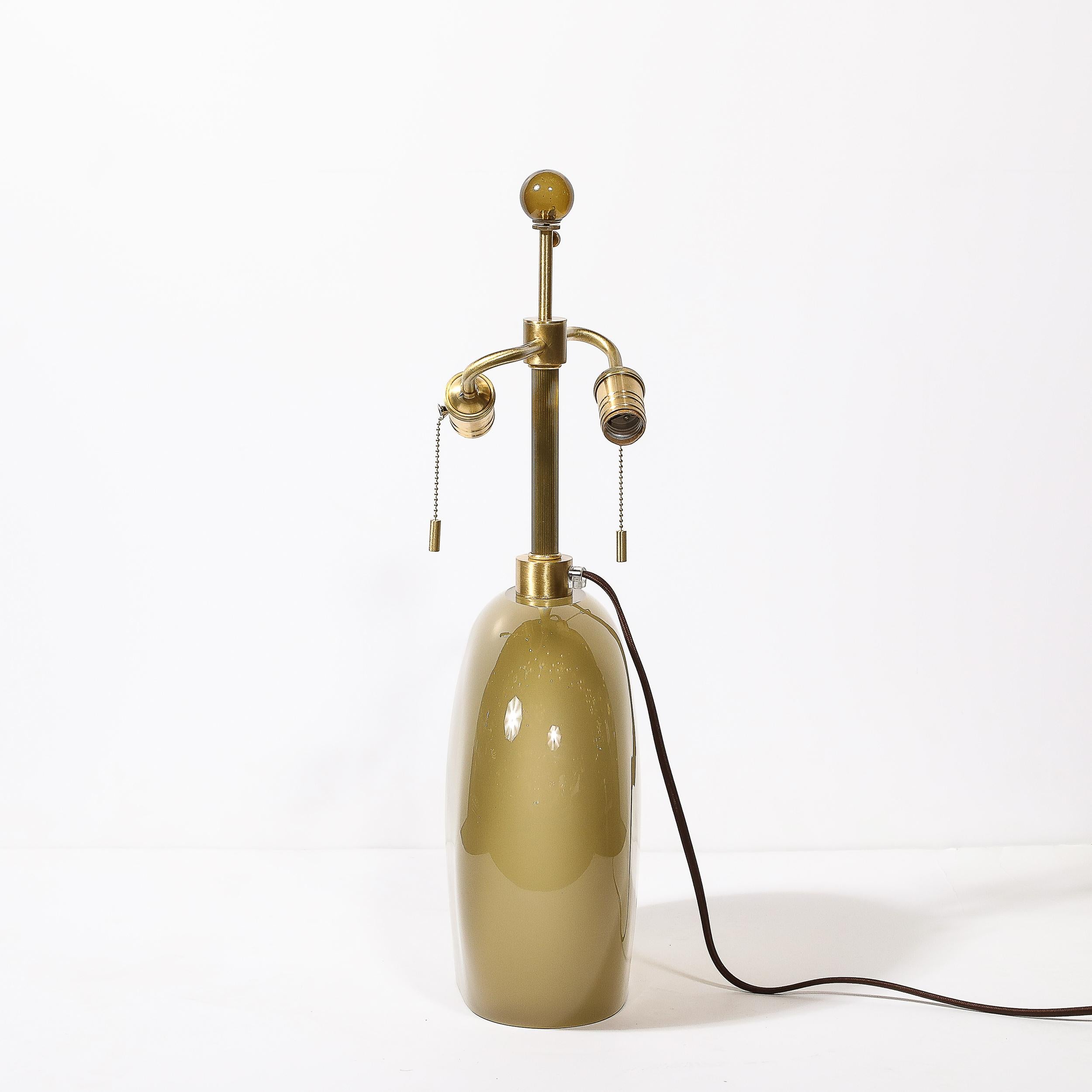 Verre de Murano Paire de lampes de bureau modernistes en verre de Murano soufflé à la main et dépoli ambre pâle en vente