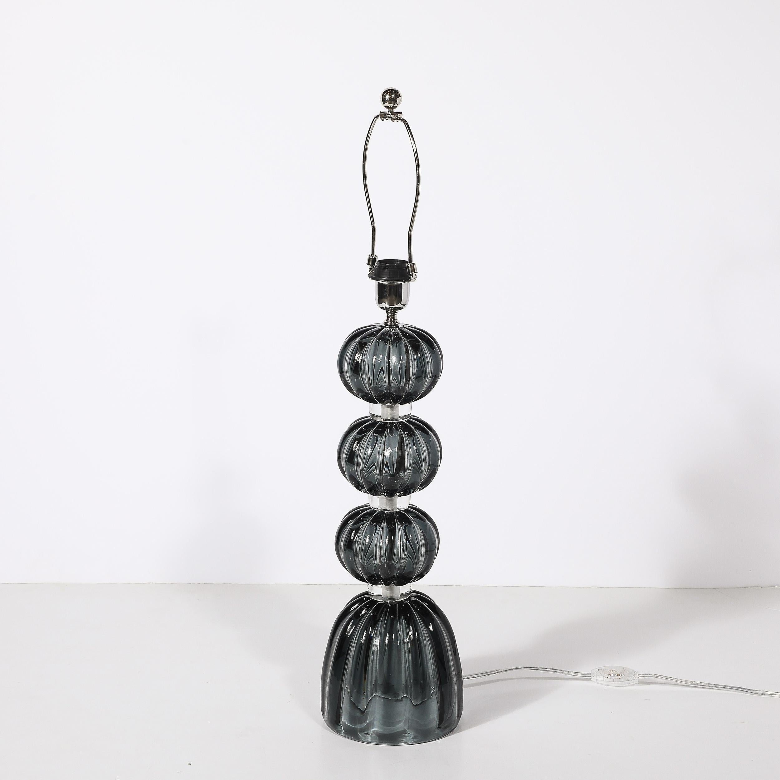 Coppia di lampade da tavolo moderniste in vetro di Murano soffiato a mano in grafite fumé in vendita 1