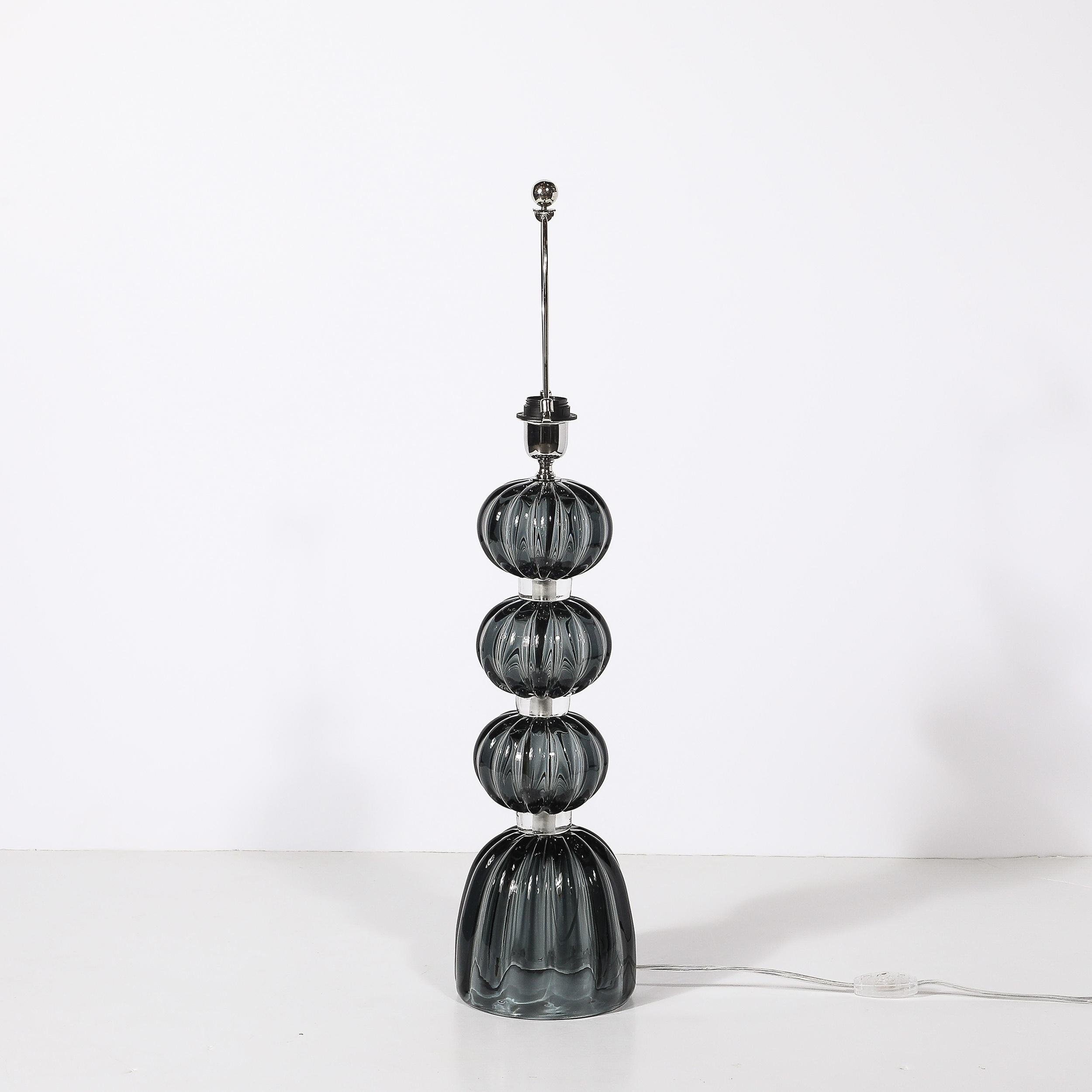 Coppia di lampade da tavolo moderniste in vetro di Murano soffiato a mano in grafite fumé in vendita 2