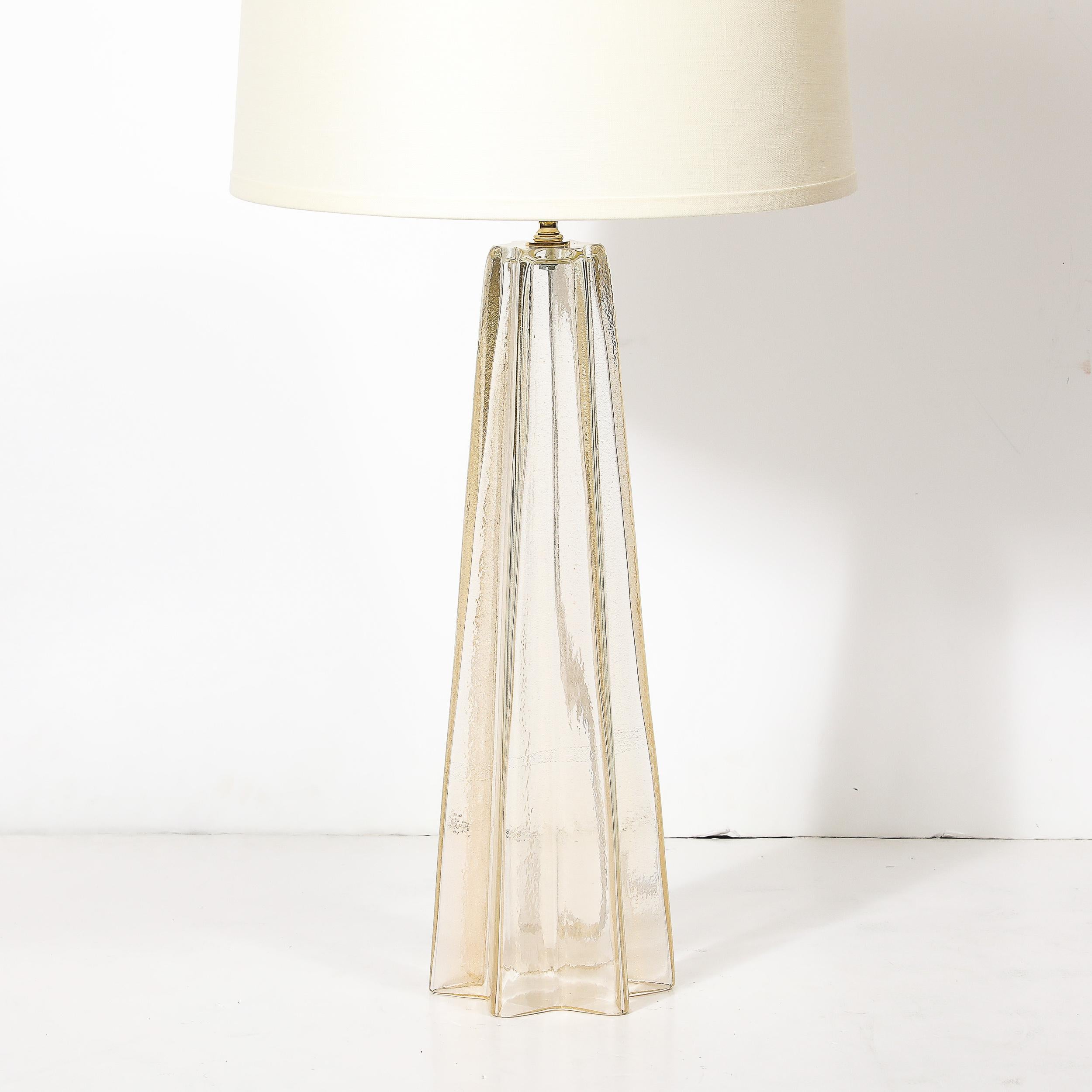Paar modernistische mundgeblasene Murano Glas X Form Tischlampen W / 24 Karat Gold (Moderne) im Angebot