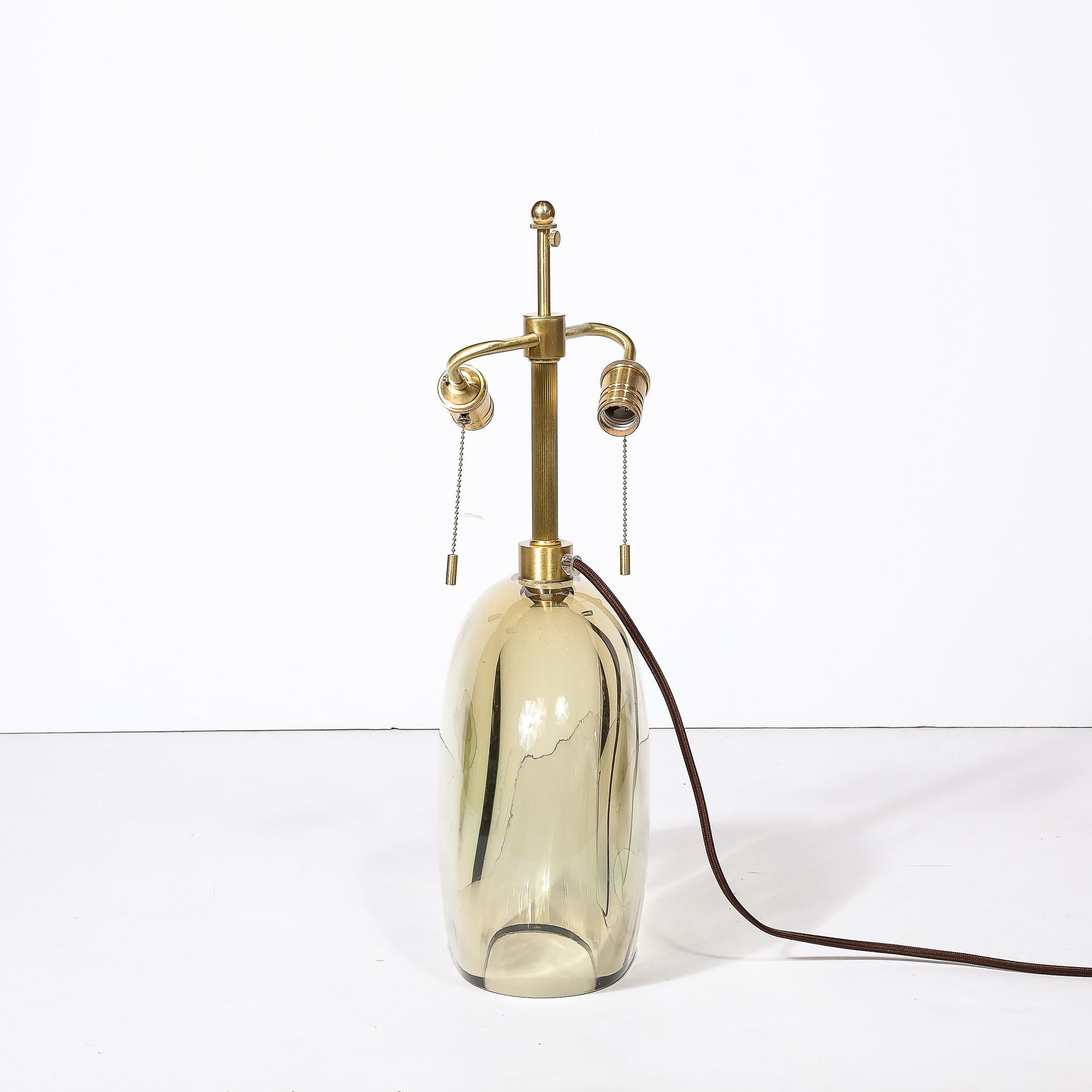Paar modernistische Tischlampen aus mundgeblasenem Murano-Bernsteinglas im Angebot 3