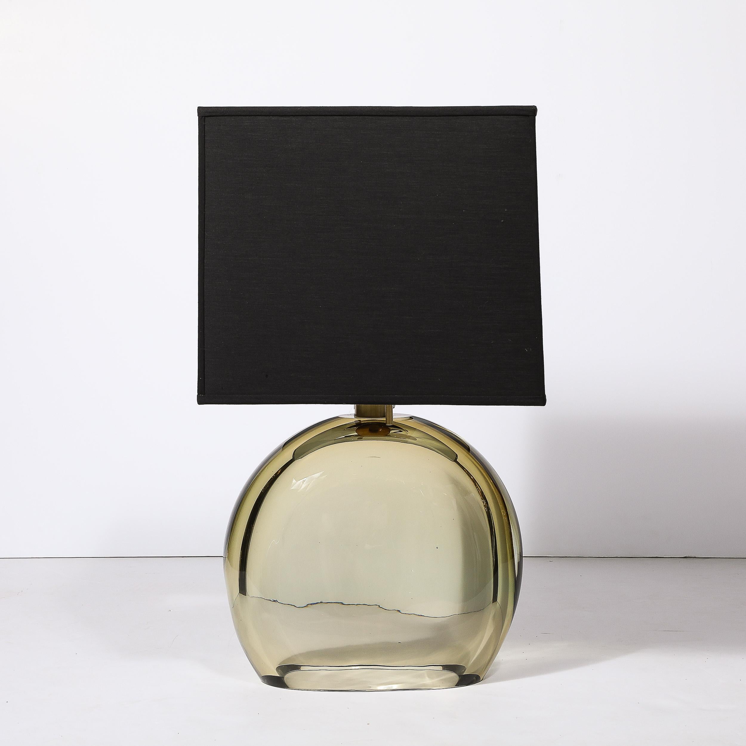 Paar modernistische Tischlampen aus mundgeblasenem Murano-Bernsteinglas (Muranoglas) im Angebot