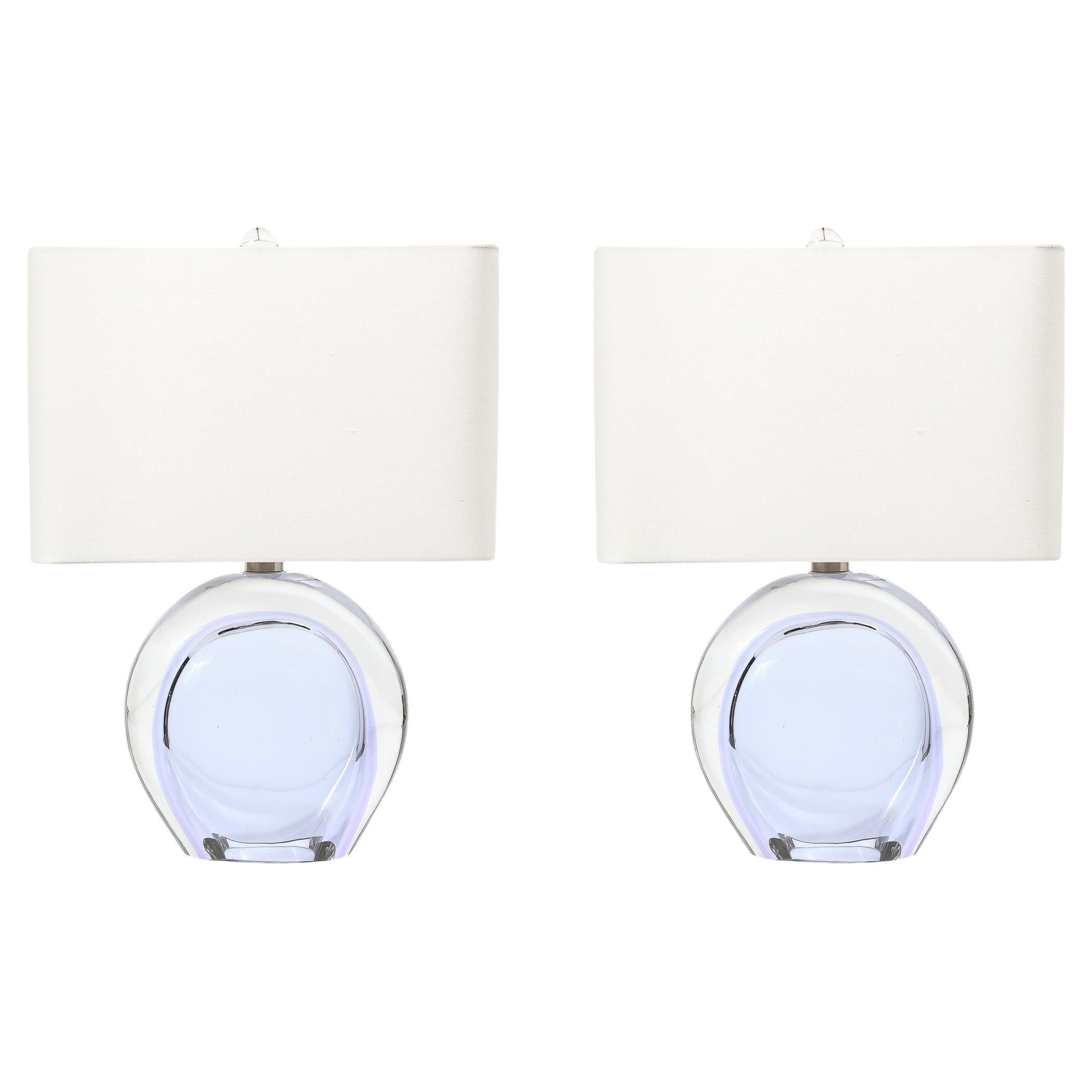 Zwei modernistische mundgeblasene Murano-Tischlampen aus blassem Lavendelglas und Nickel