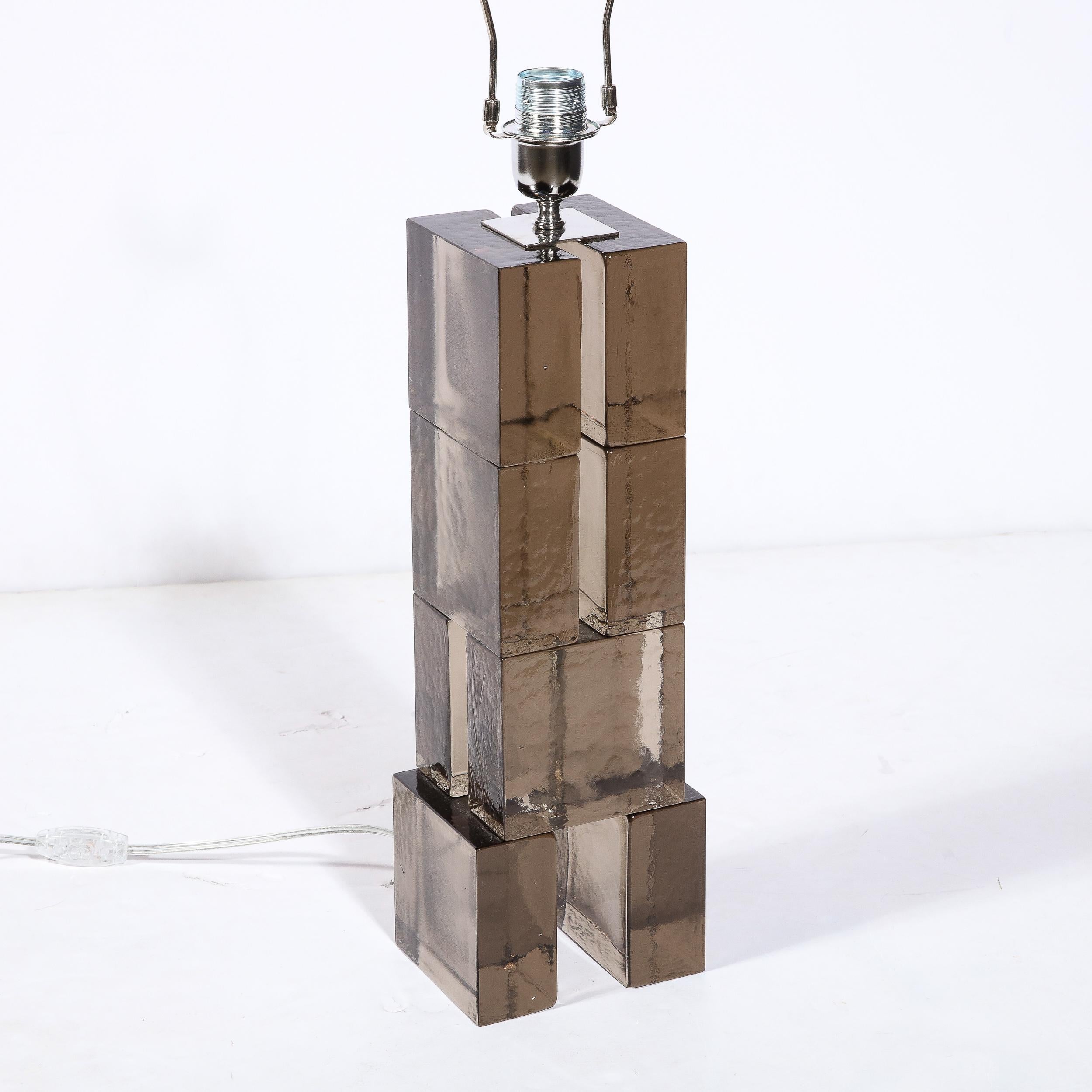 Paire de lampes de bureau rectangulaires Totem modernistes en verre de Murano soufflé à la main et fumé en vente 7
