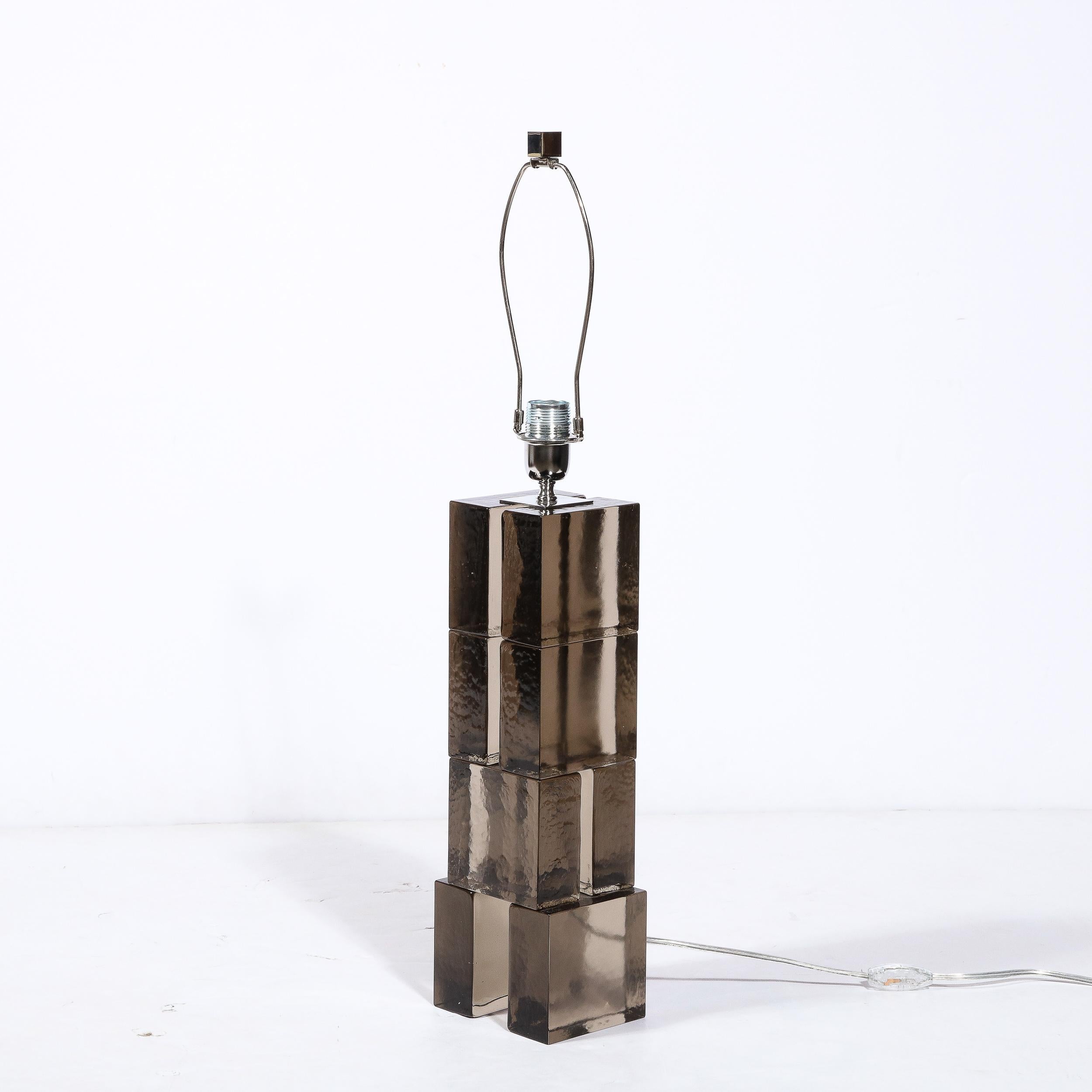 Paire de lampes de bureau rectangulaires Totem modernistes en verre de Murano soufflé à la main et fumé en vente 12