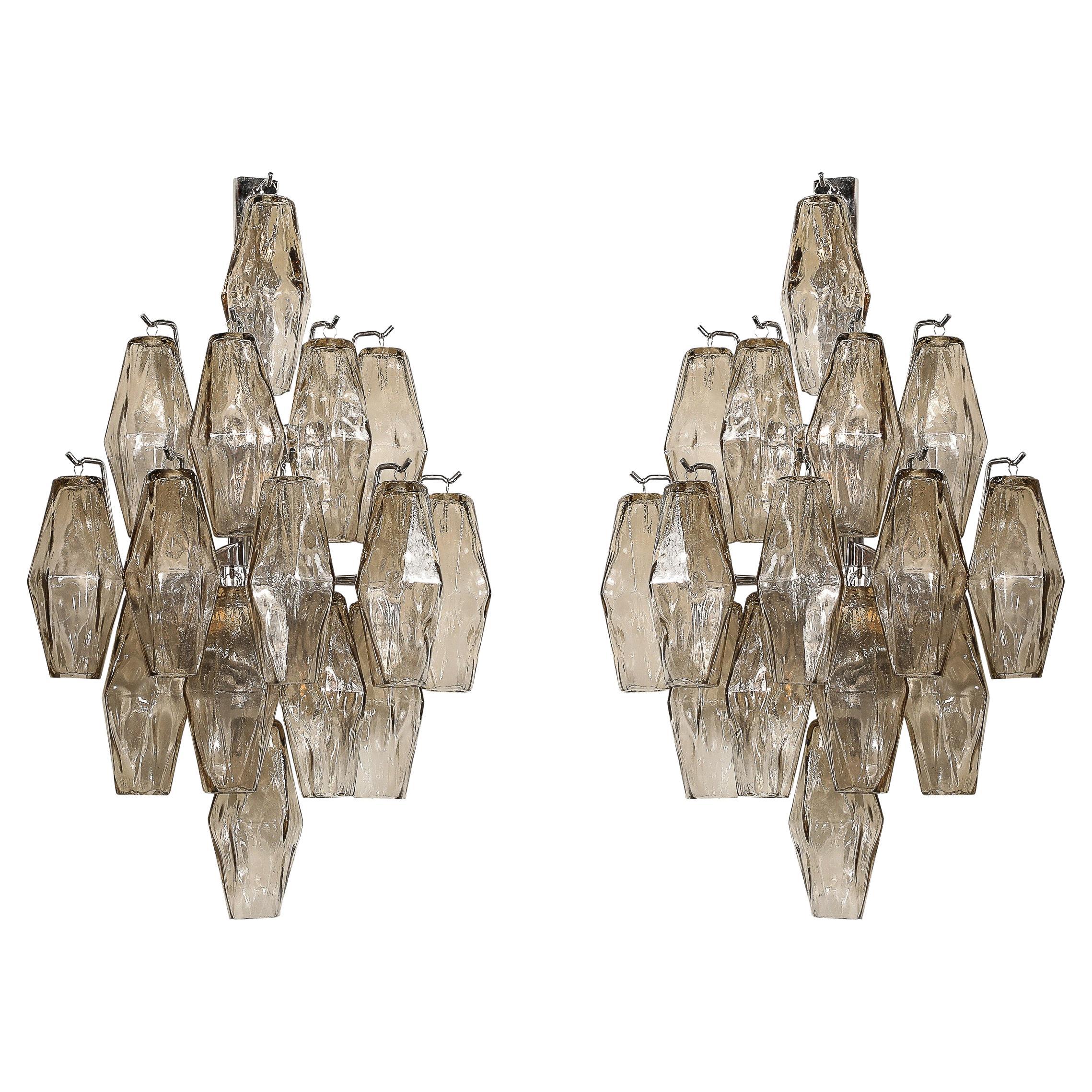 Paire d'appliques polyédriques modernistes en verre de Murano fumé soufflé à la main et en forme de diamant
