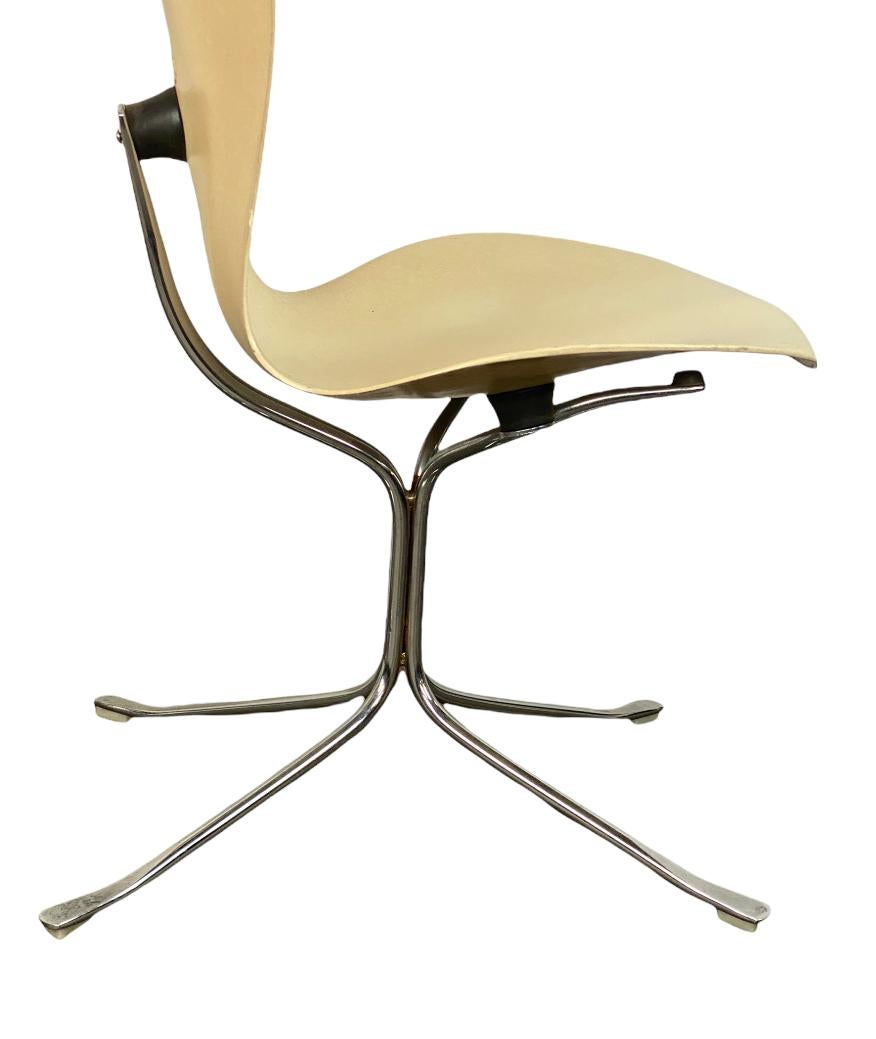 Pair of Modernist “Ion” Chairs Designed by Gideon Kramer 1