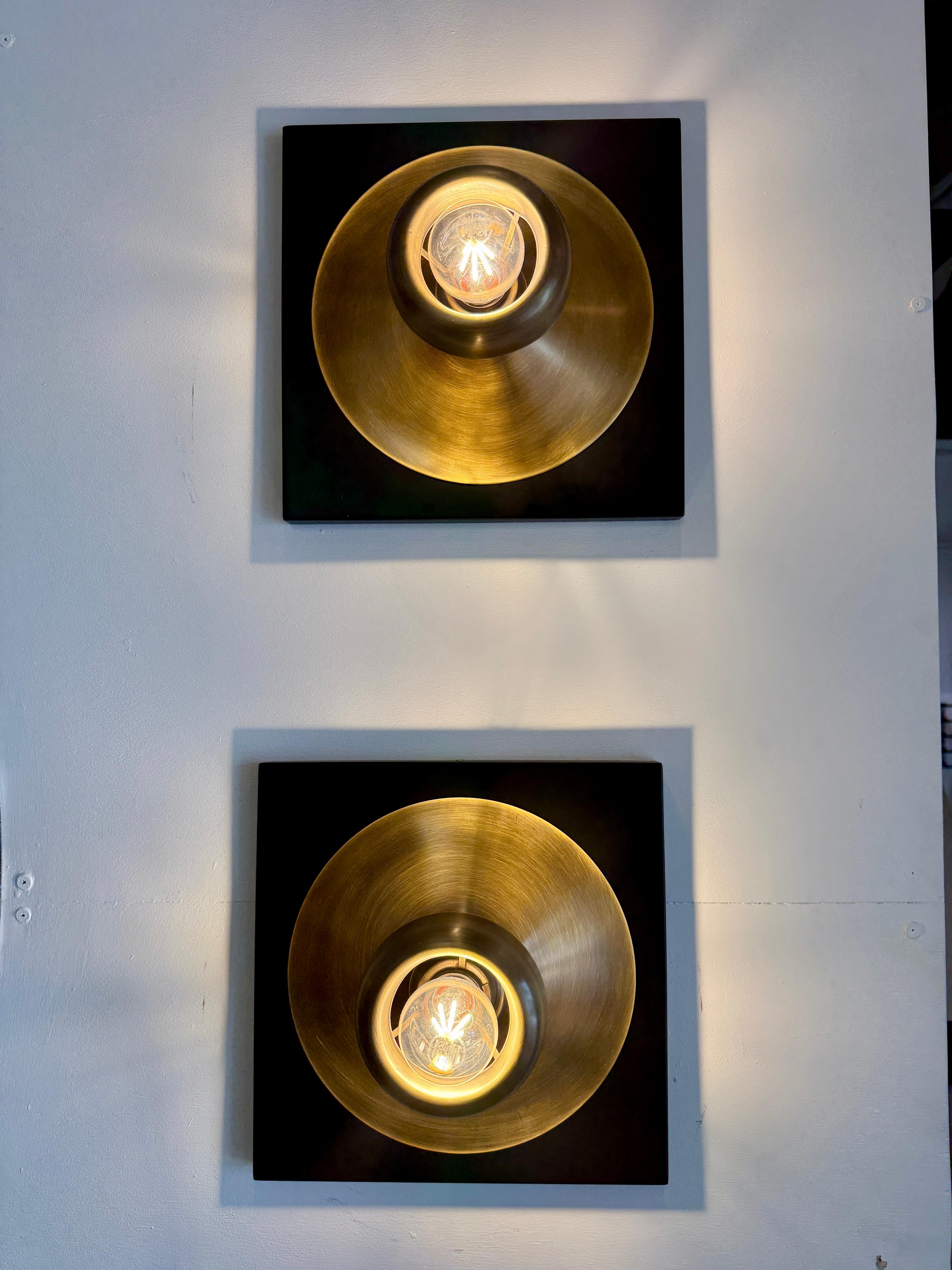 Pair of Modernist Italian Wall Appliqués For Sale 6