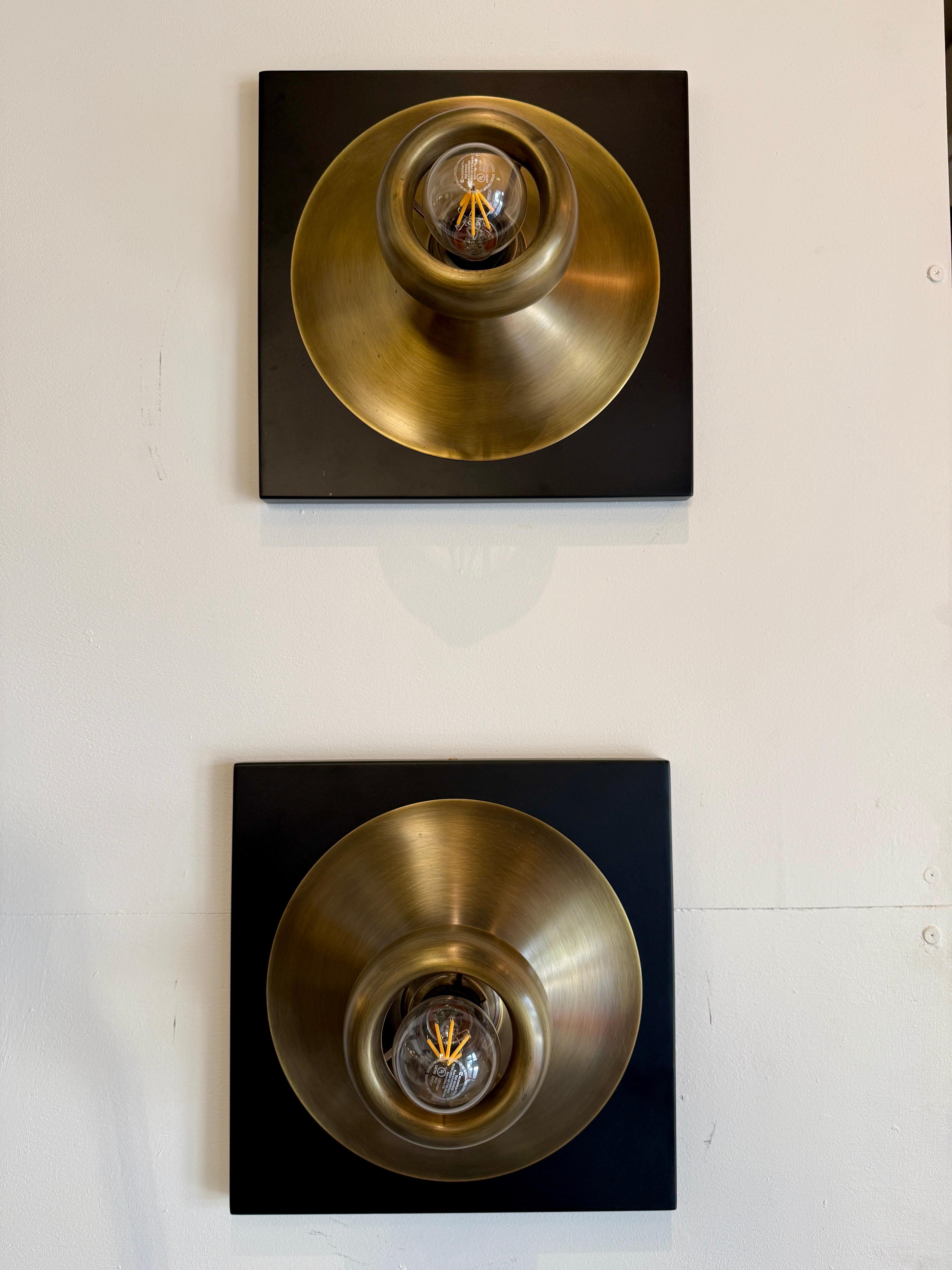 Pair of Modernist Italian Wall Appliqués For Sale 7