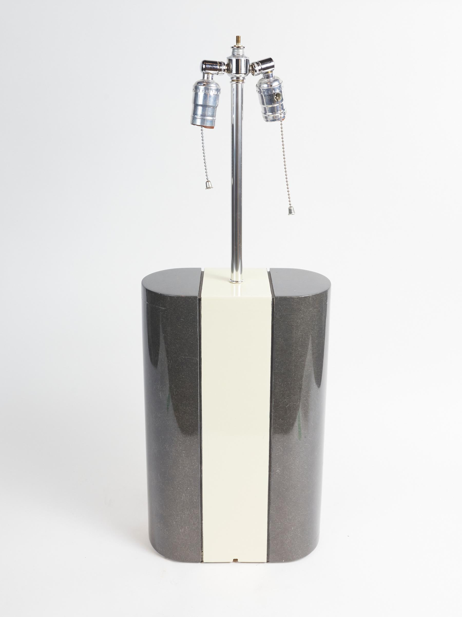 Pair of Modernist  Lacquered Grey and Beige Wood Table Lamps For Sale 3