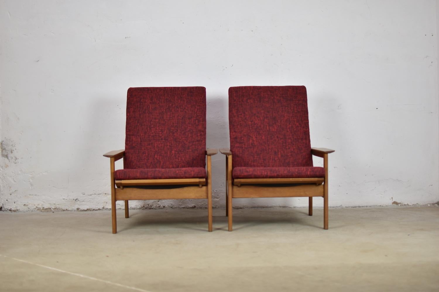 Fabric Pair of Modernist Lounge Chairs by Georges Vanrijk for Beaufort, Belgium, 1960s