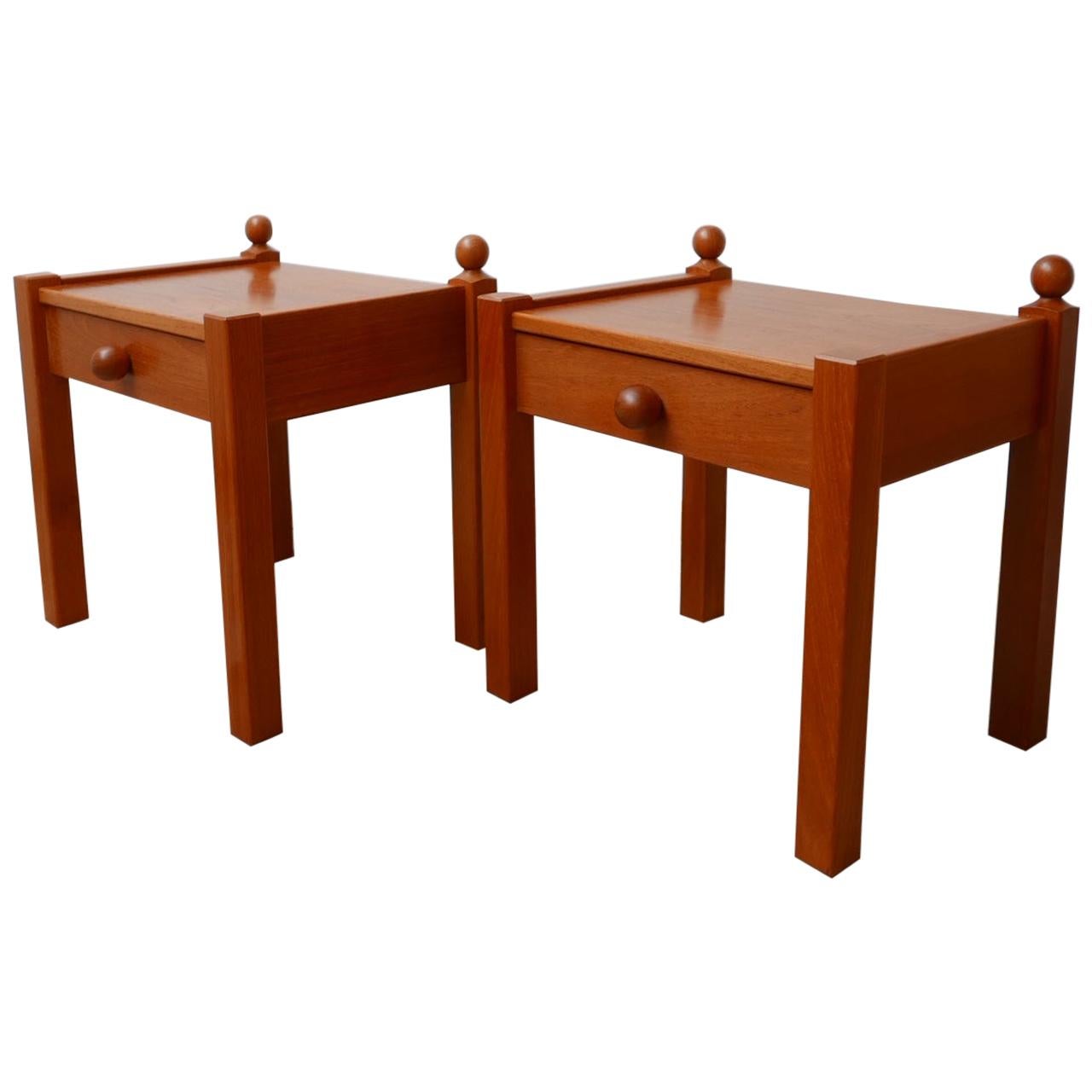 Pair of Modernist Midcentury Bedside Tables or Side Tables