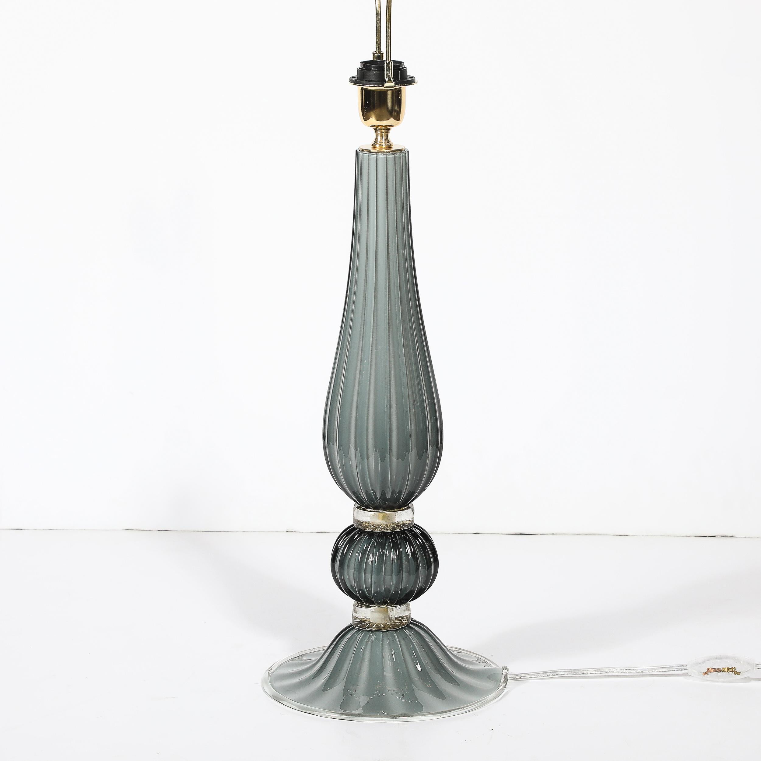 Paar modernistische Murano-Glas-Tischlampen in Flintgrau mit 24-karätigen Goldflecken im Angebot 3