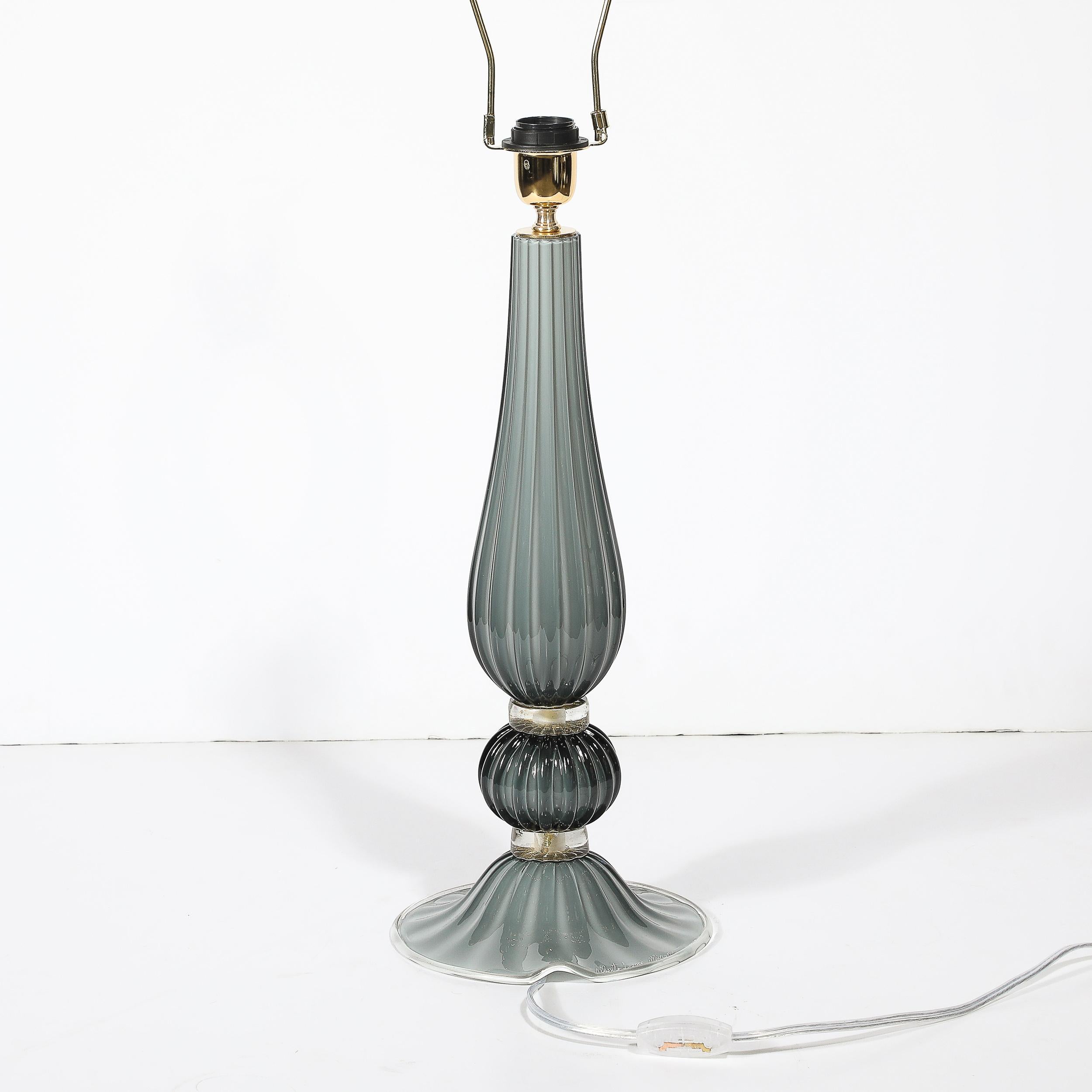 Paar modernistische Murano-Glas-Tischlampen in Flintgrau mit 24-karätigen Goldflecken im Angebot 4