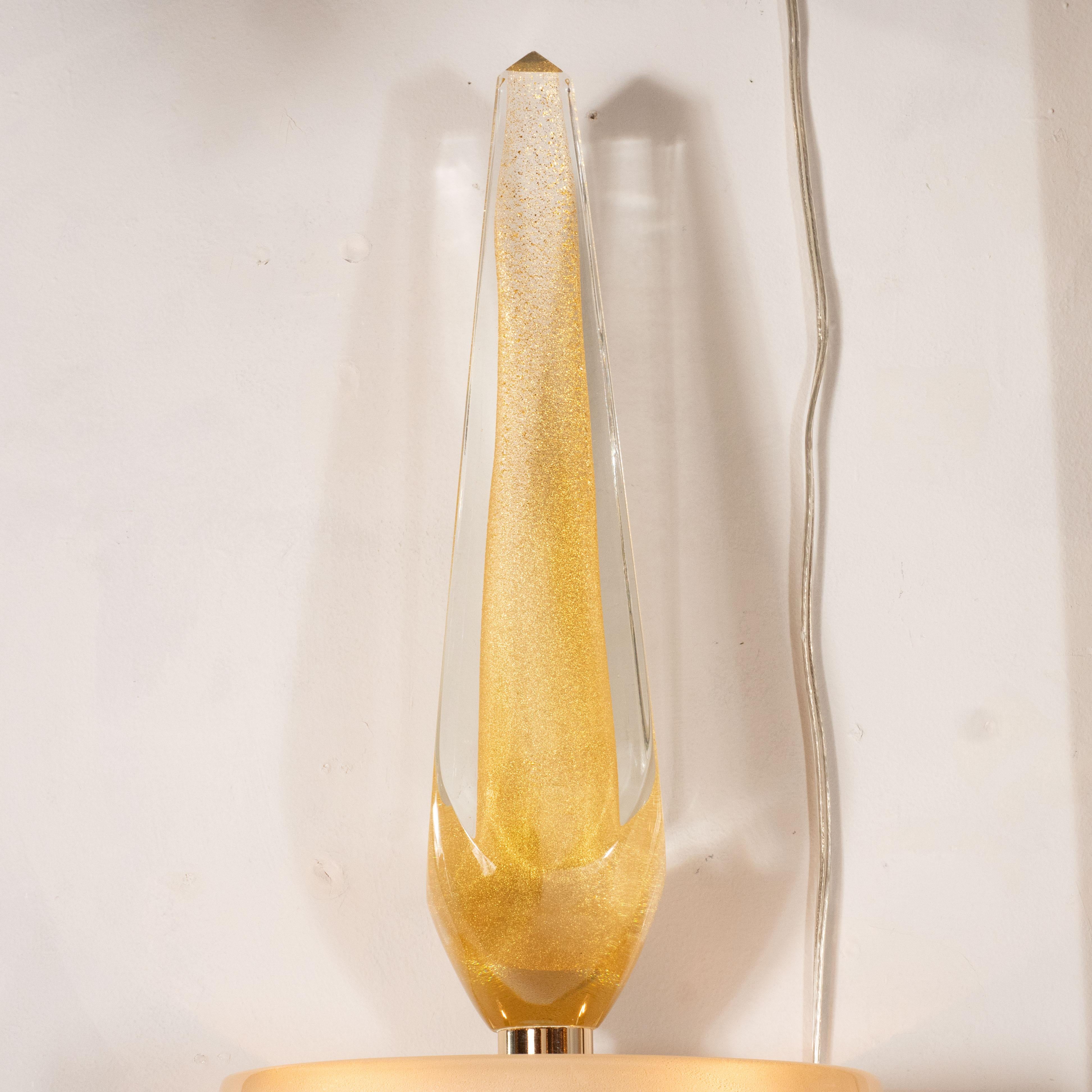 Pair of Modernist Murano Obelisk Sconces in Pearlescent Glass with 24-Karat Gold In Excellent Condition In New York, NY