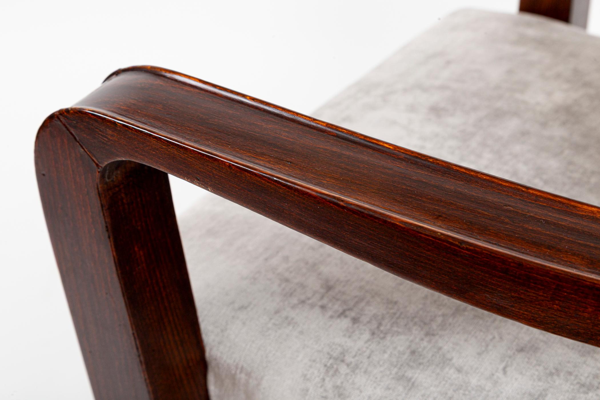 Zwei modernistische Sessel mit ovaler Rückenlehne aus afrikanischem Mahagoni von Jean Pascaud im Angebot 6