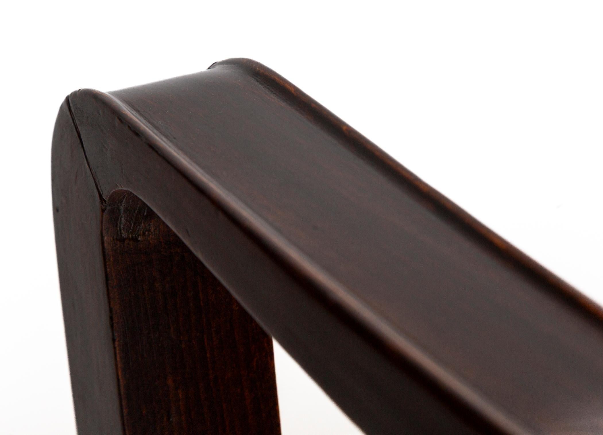 Zwei modernistische Sessel mit ovaler Rückenlehne aus afrikanischem Mahagoni von Jean Pascaud im Angebot 4