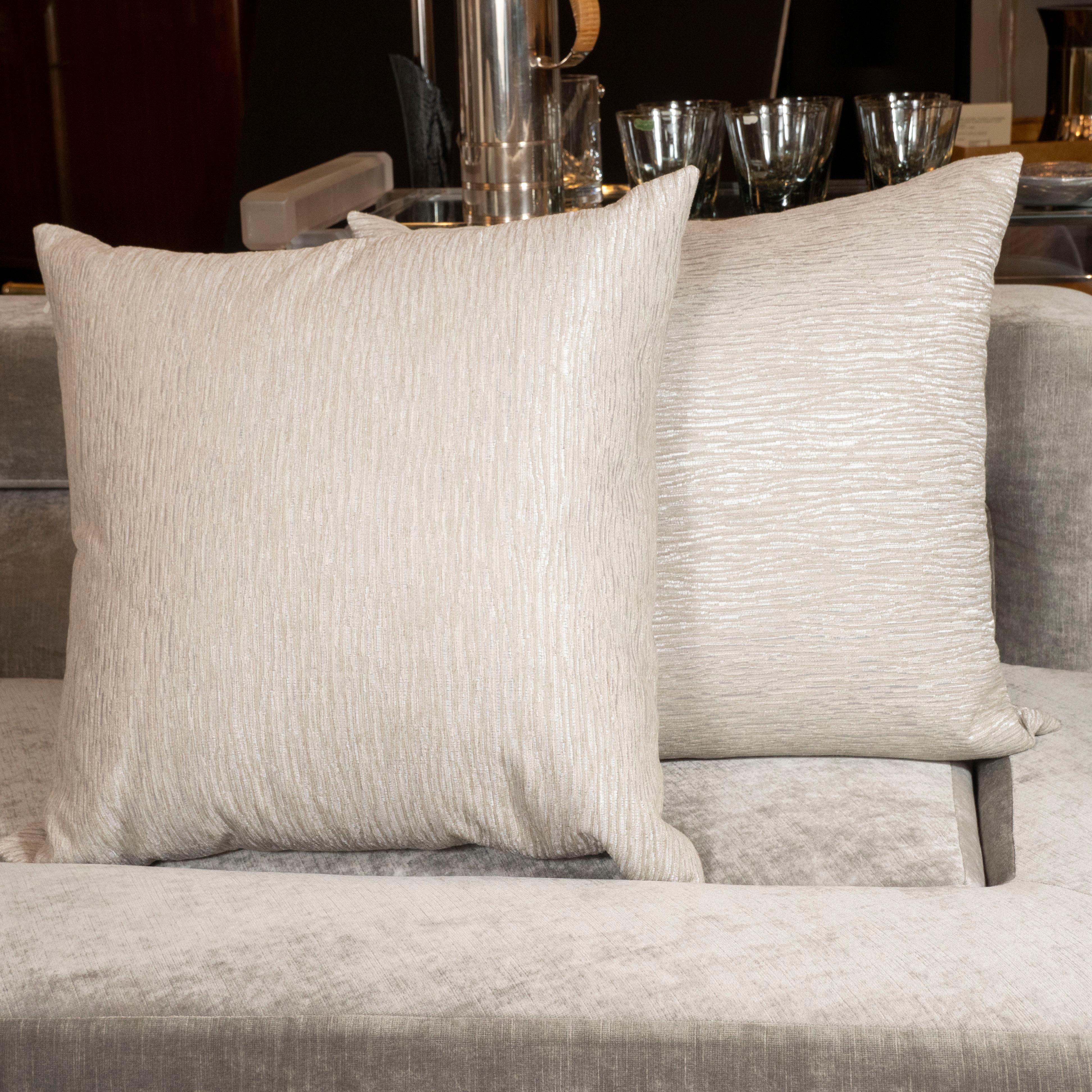 Pair of Modernist Pillows in a White Gold and Ecru Cotton Blend Fabric In New Condition In New York, NY