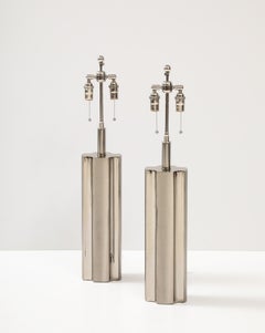 Paire de lampes modernistes en chrome poli par Laurel Lamp Company