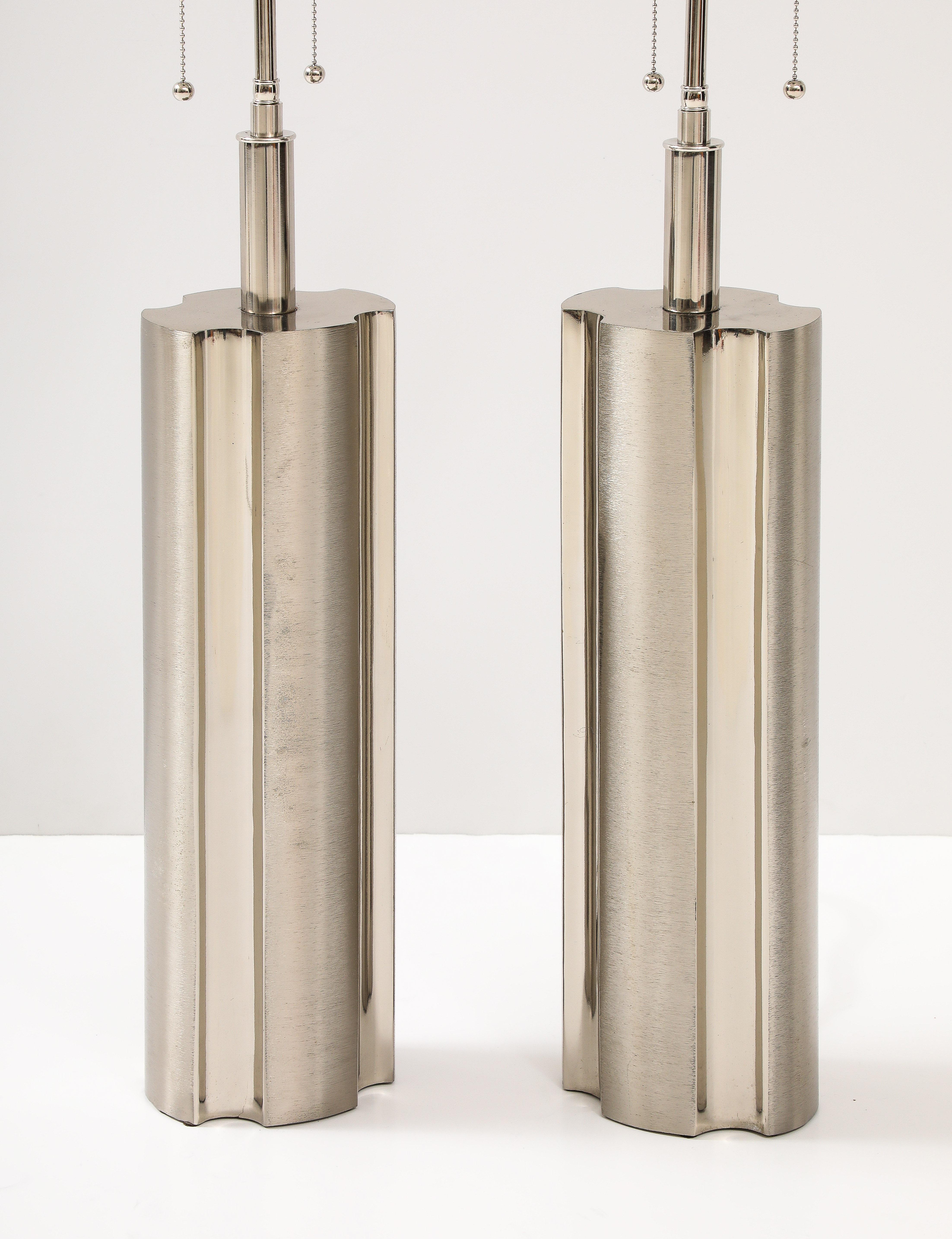 Pair of Modernist Polished Chrome lamps by Laurel Lamp Company In Good Condition For Sale In New York, NY
