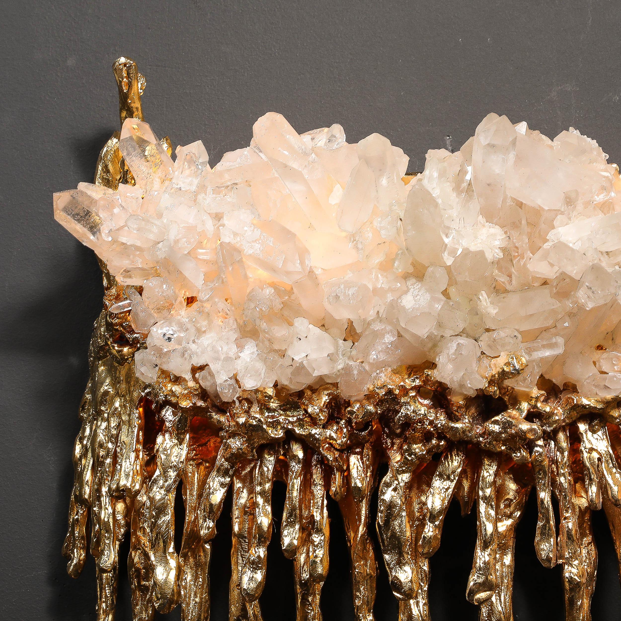 Or Paire d'appliques modernistes en bronze doré 24 carats et cristal explosé par Claude Boeltz en vente