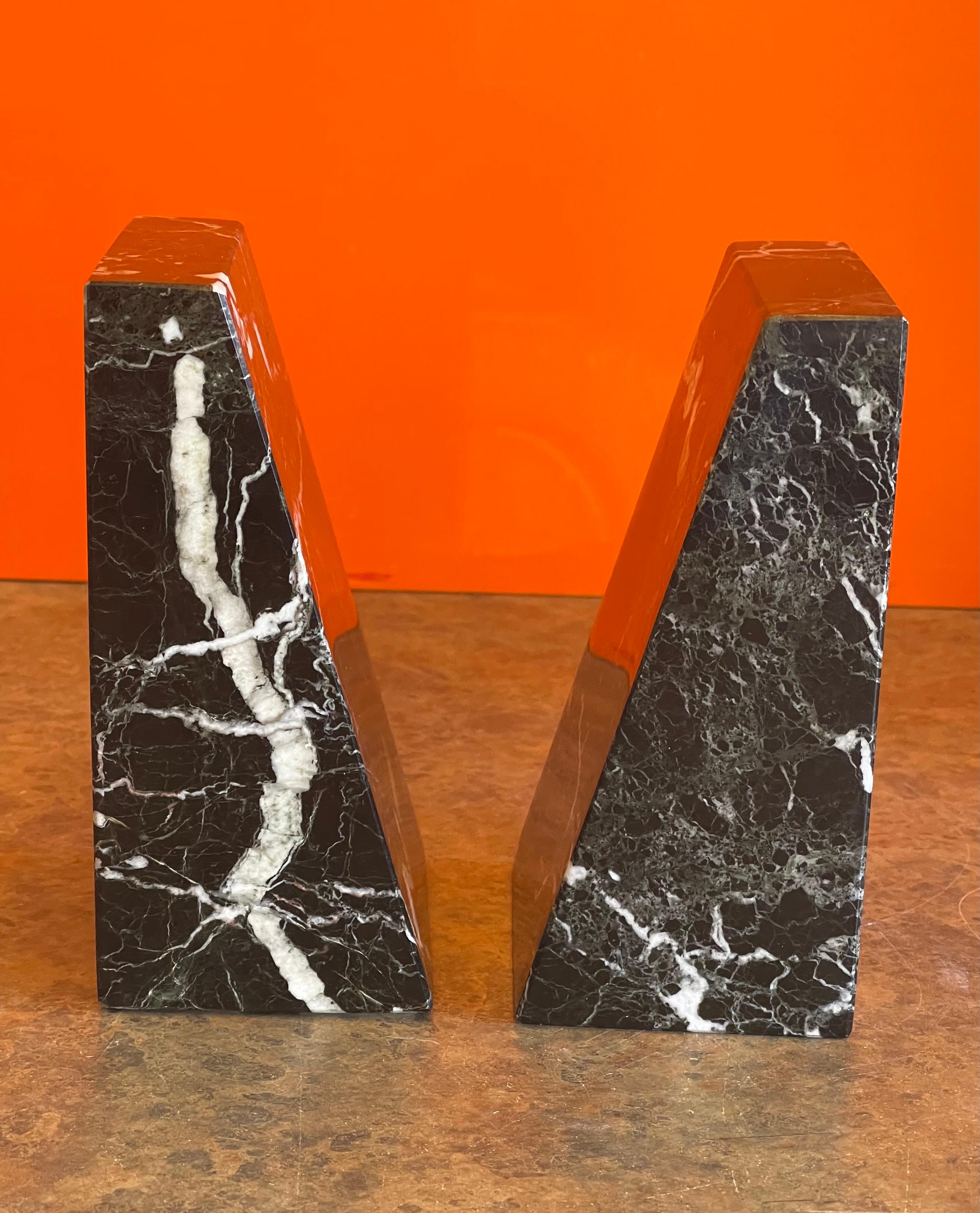 20th Century Pair of Modernist Solid Marble Bookends Memphis Era