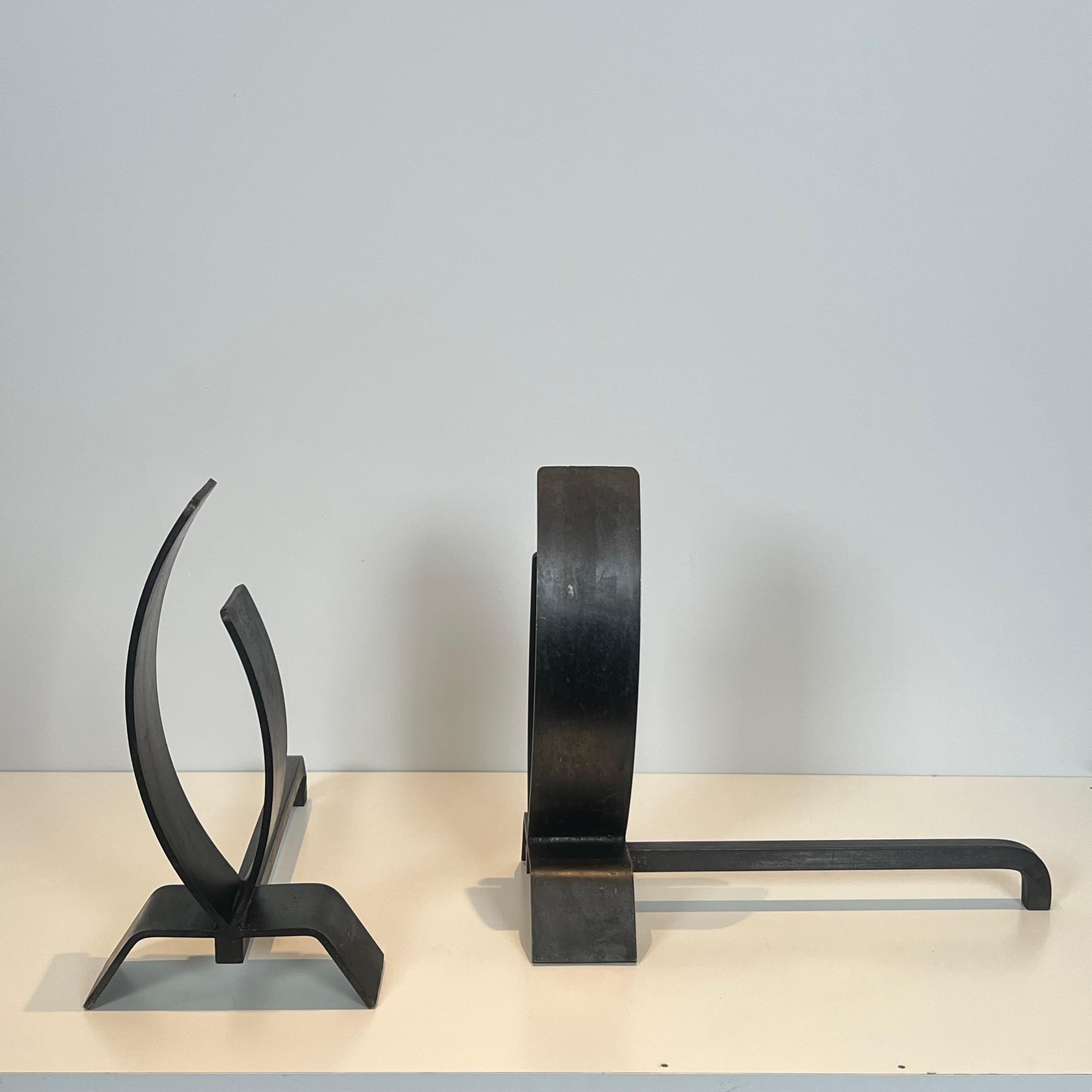 Fine XX secolo Pair of Modernist Steel and Iron Andirons in vendita