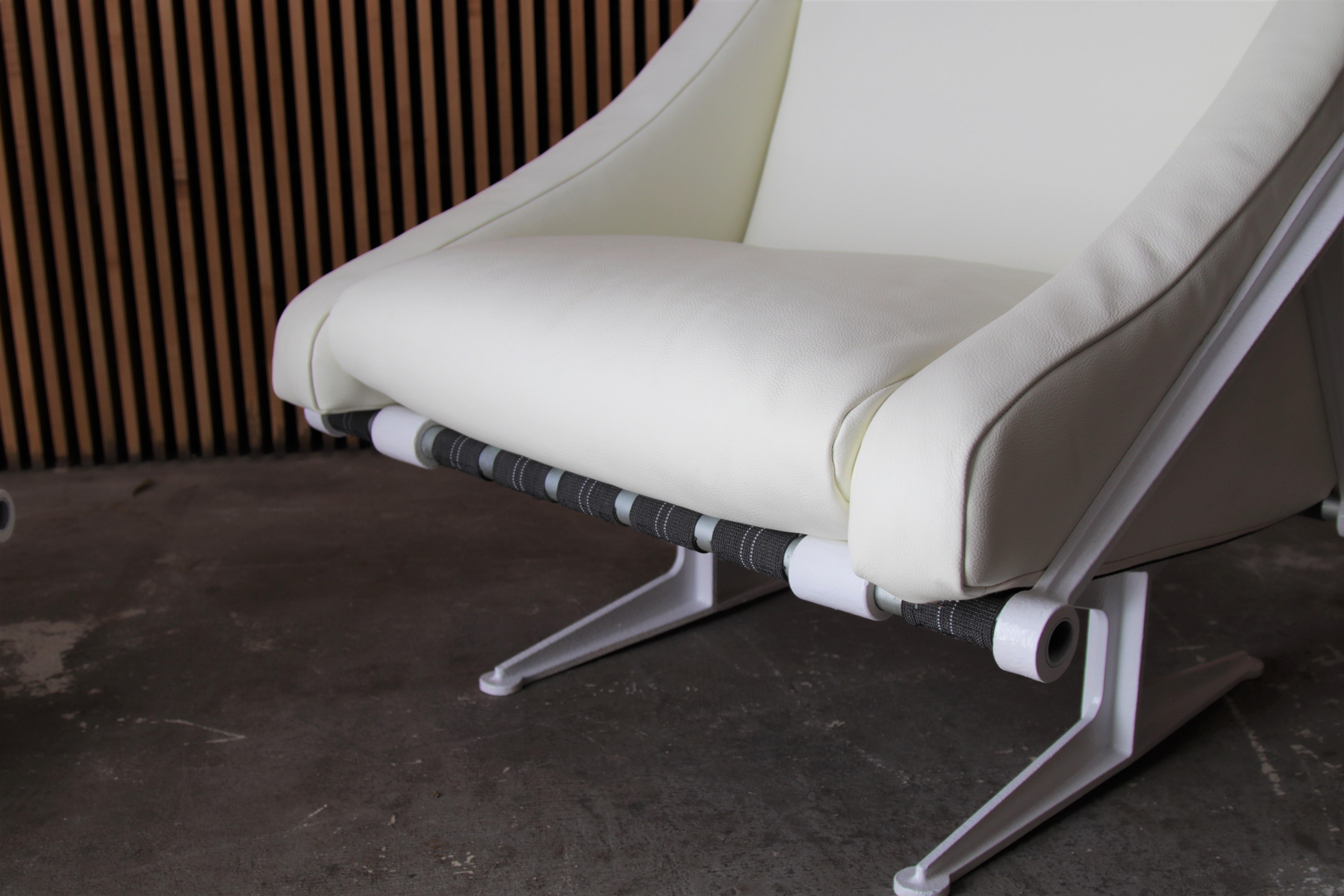 cast aluminum lounge chairs