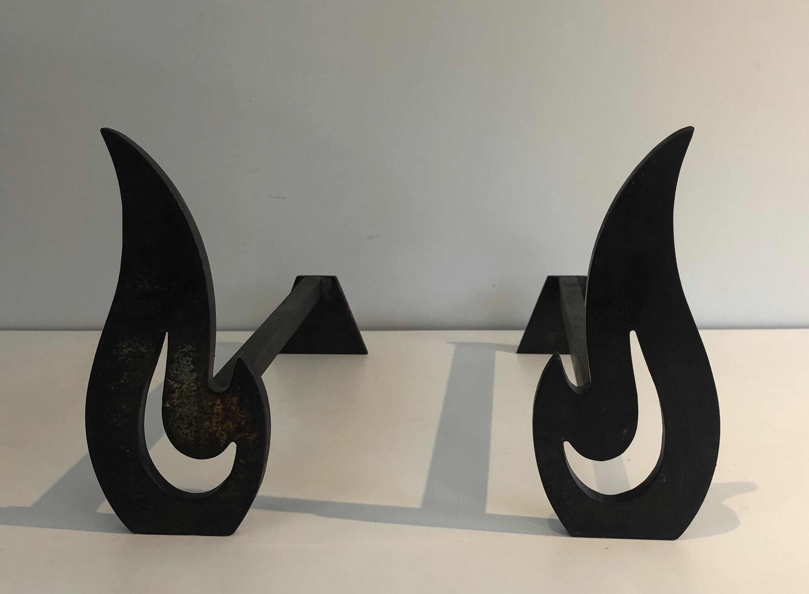 Pair of Modernist Steel and Wrought Iron Flame Andirons, French, Circa 1970 For Sale 11