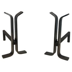 Paire de chenets modernistes en fer forgé et Steens