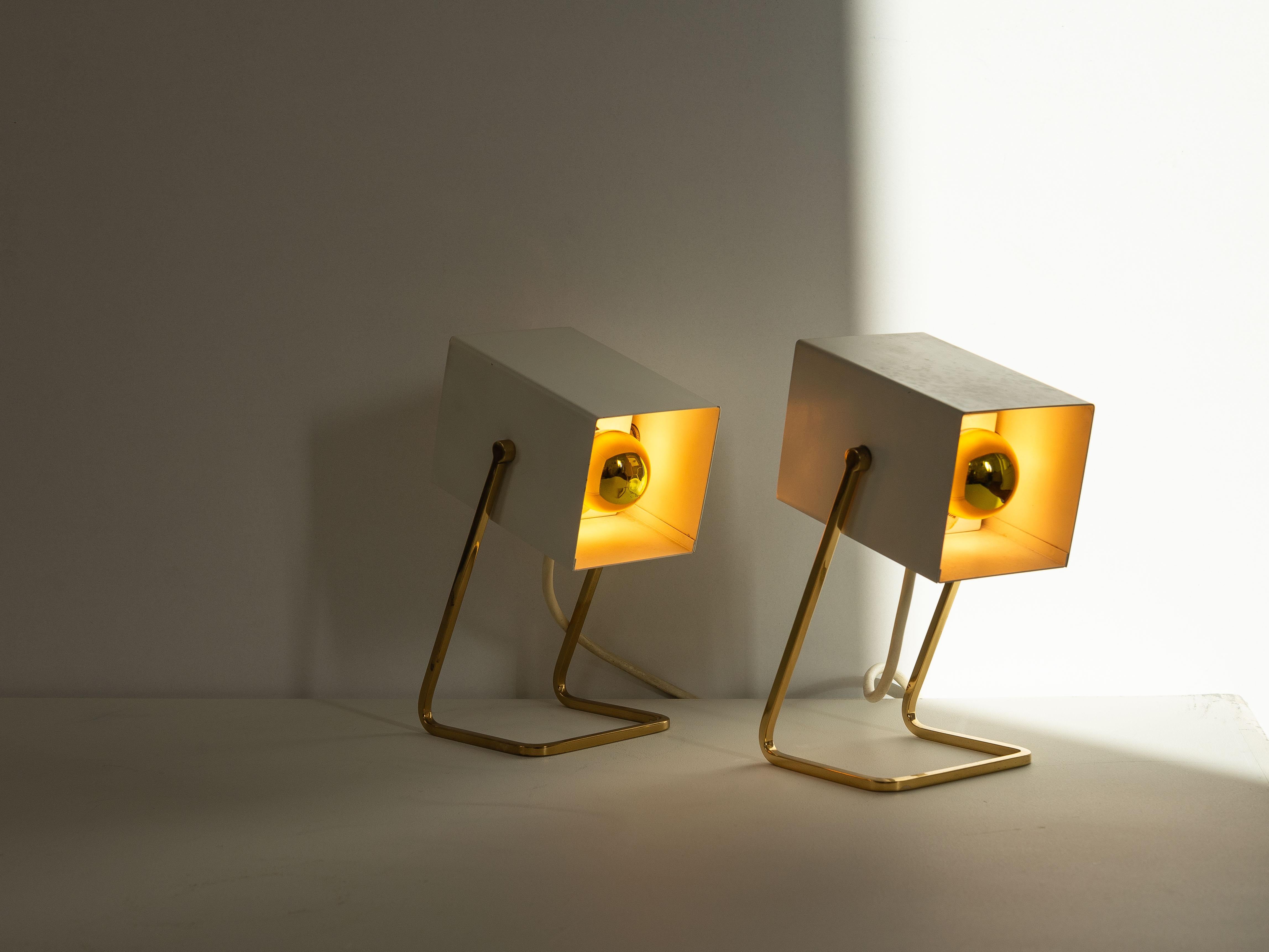 Paar modernistische Tischlampen - Schreibtischlampen Kaiser Leuchten - Messing & Metall 1960s im Angebot 5