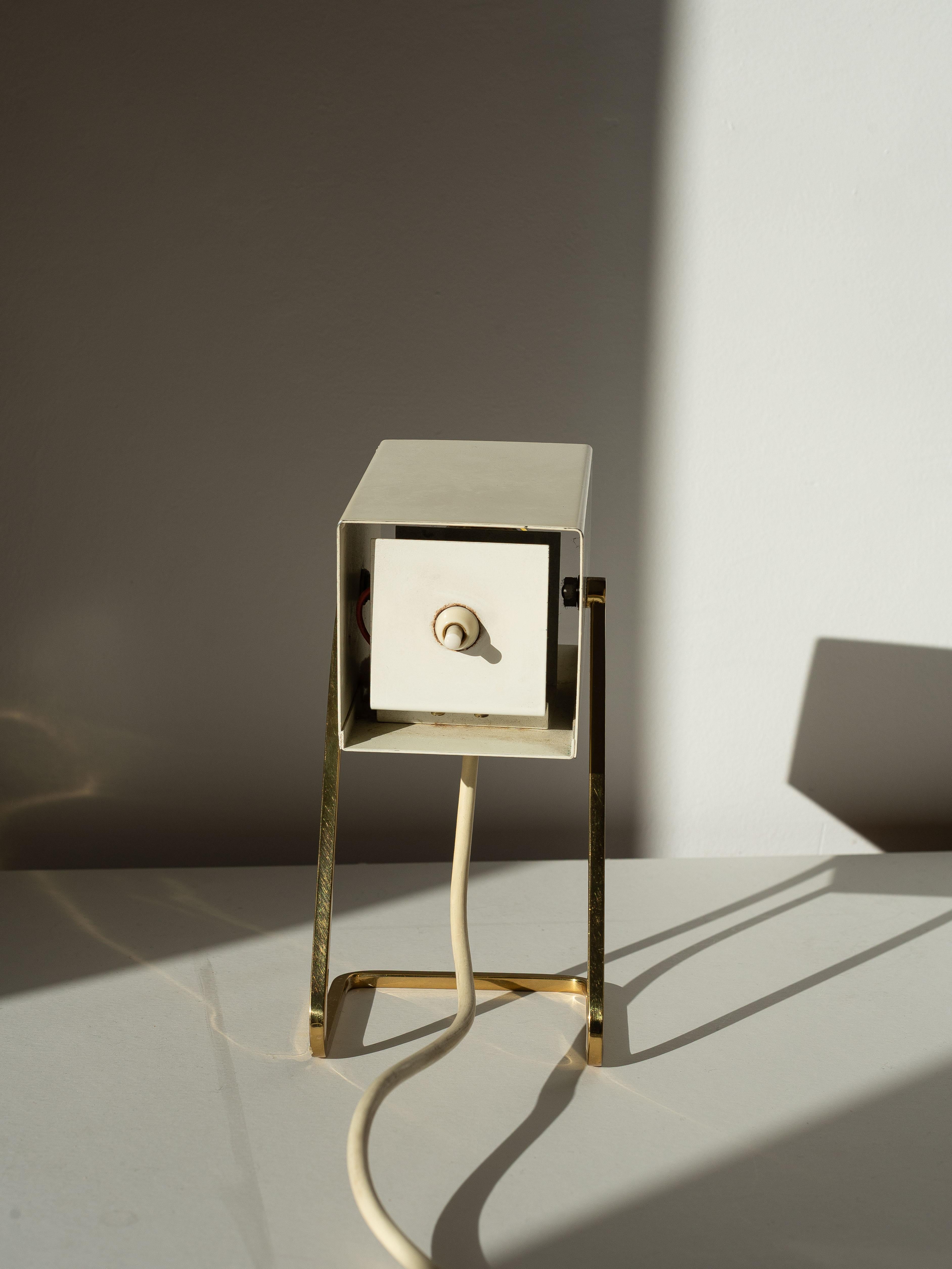 Paar modernistische Tischlampen - Schreibtischlampen Kaiser Leuchten - Messing & Metall 1960s im Angebot 7