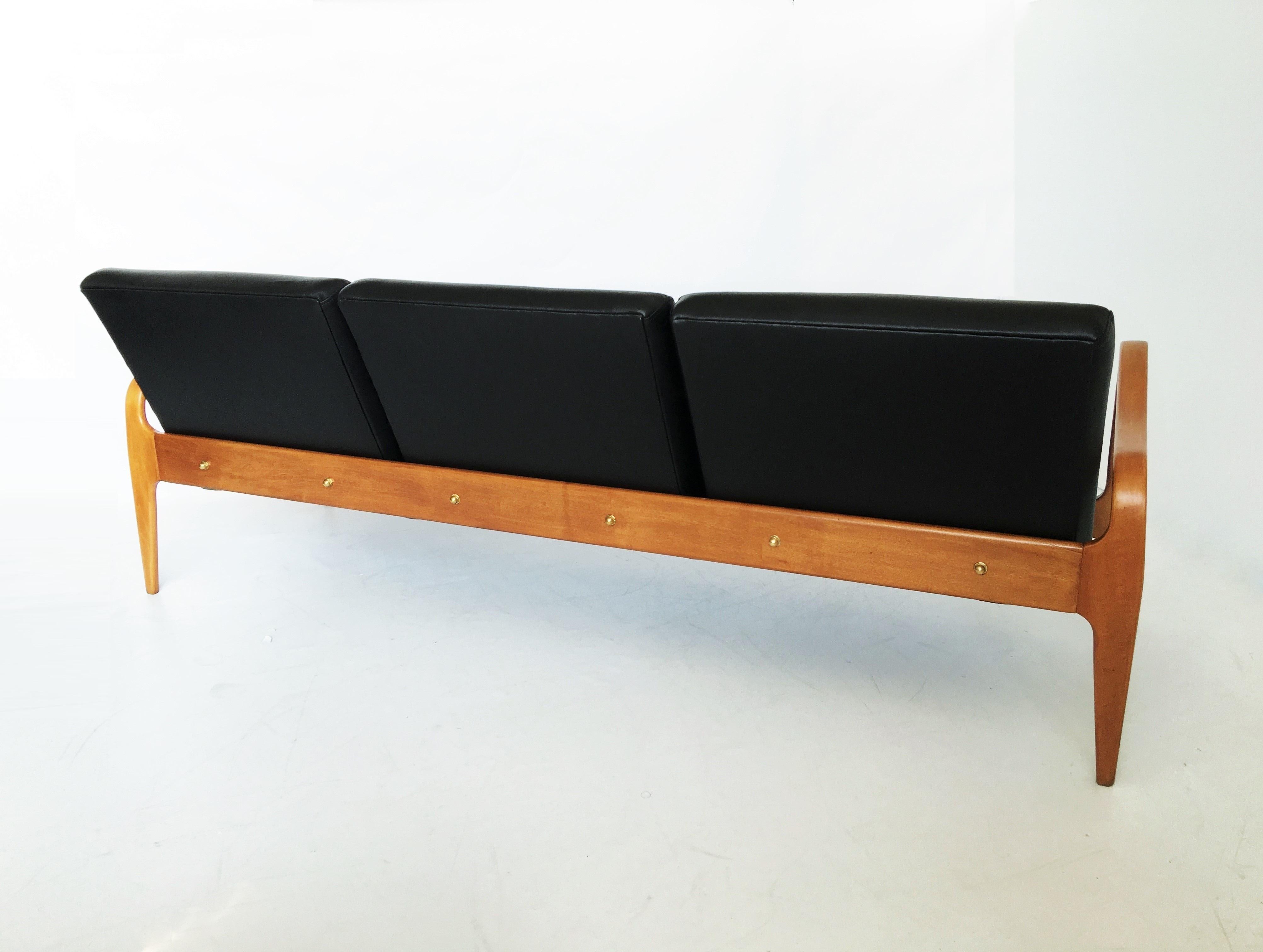 Pair of Modernist Thonet Bentwood Sofas For Sale 4