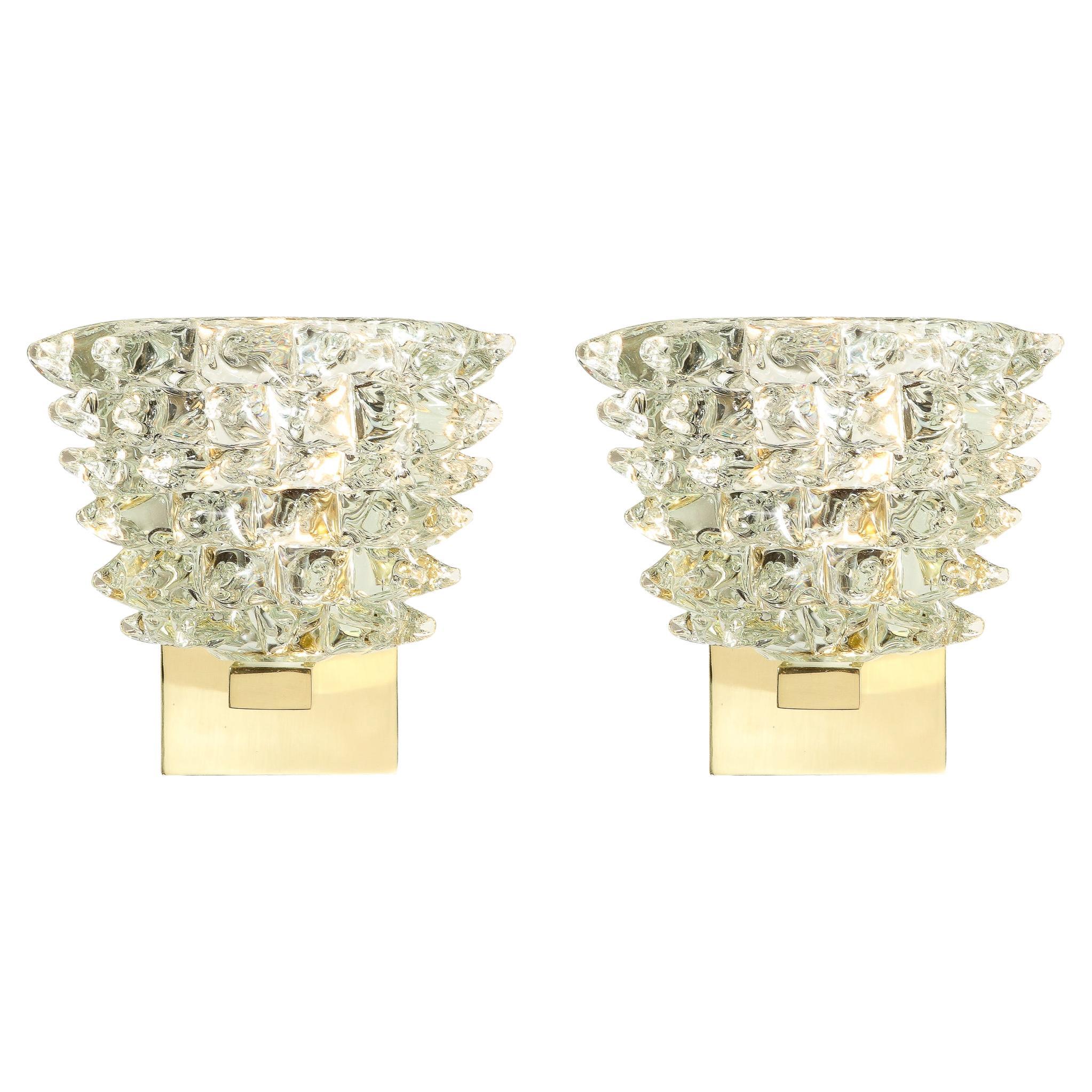 Paire d'appliques modernistes en verre de Murano transparent et laiton avec détails en rostrato