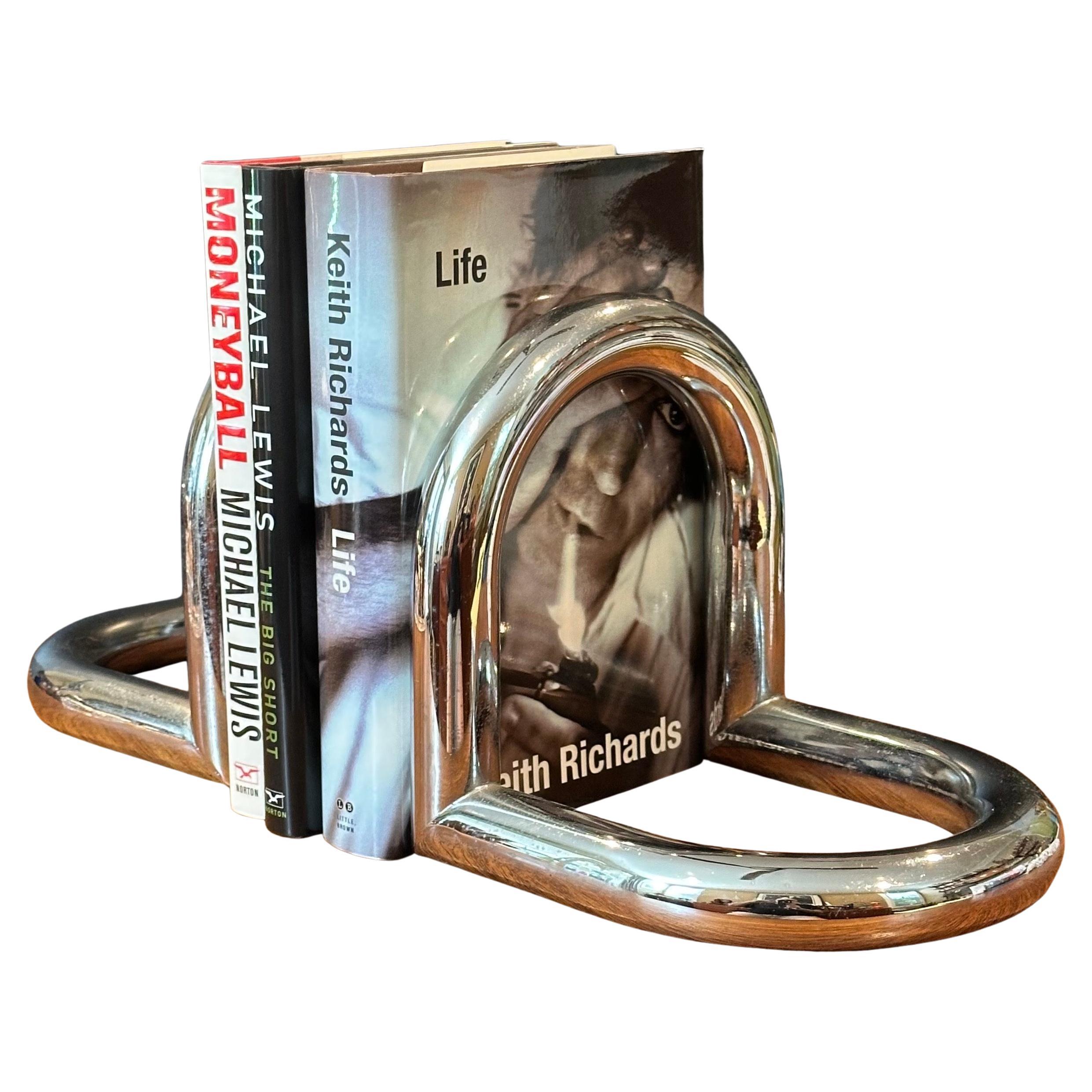 Americano Coppia di fermalibri modernisti in cromo tubolare in vendita