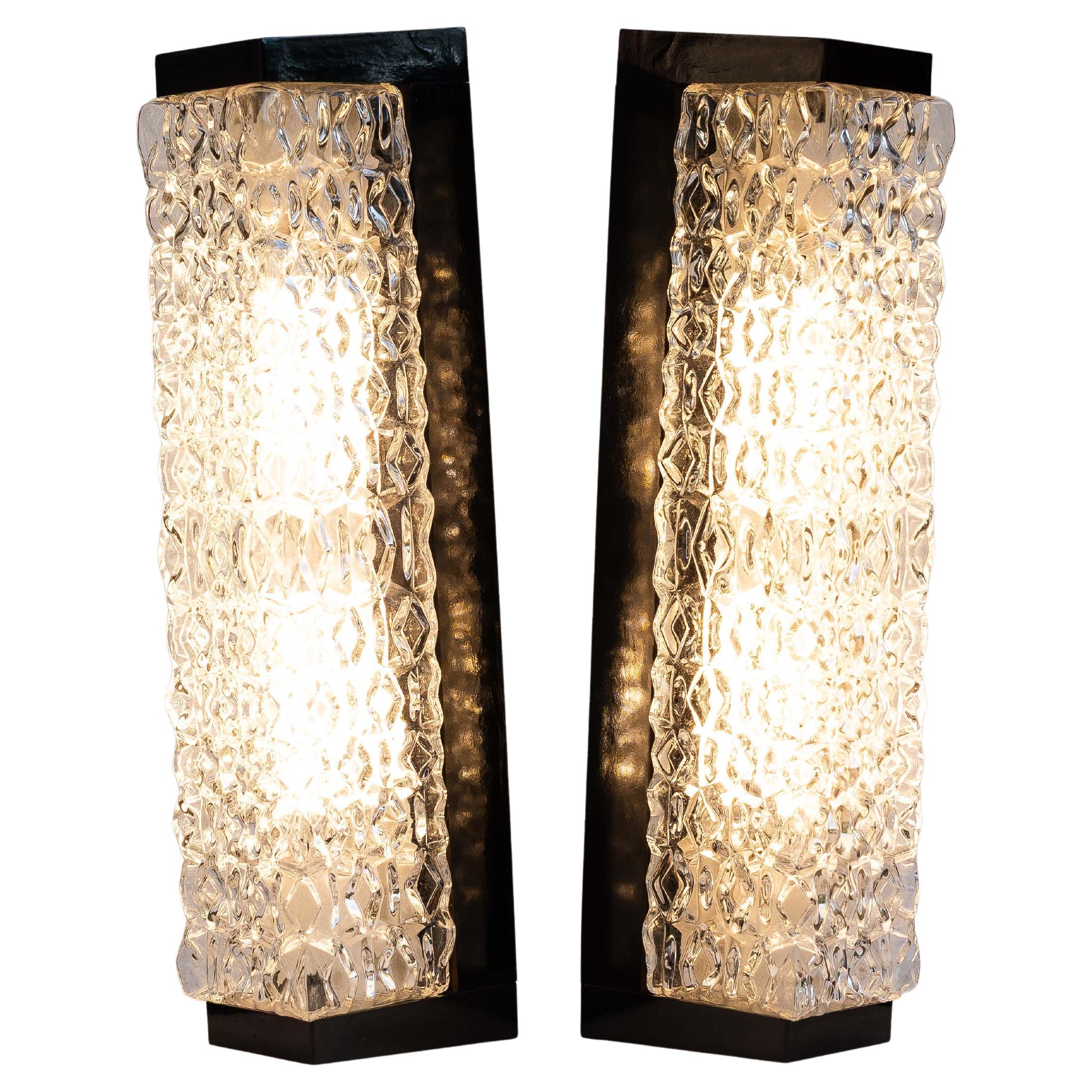 Pair of Modernist Wall Sconces in Bakelite and Glass, France 1960s For Sale