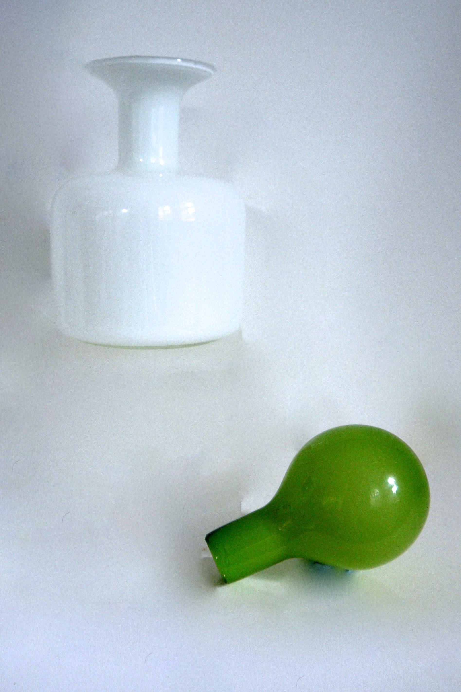 Italian Pair of Modernist White Empoli Decanters with Red and Green Stoppers For Sale