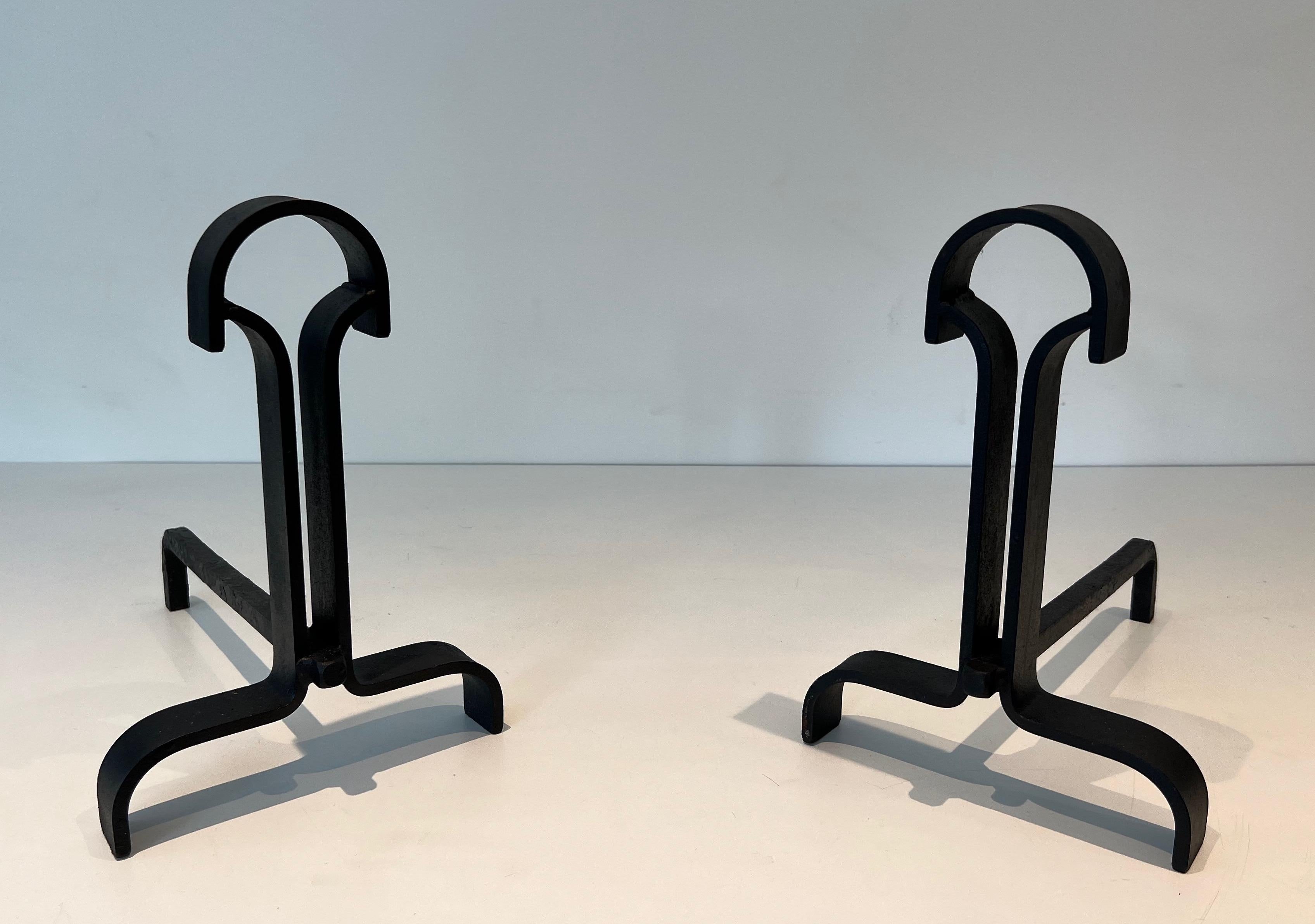 Pair of modernist wrought iron andirons. French work. Circa 1940 For Sale 6