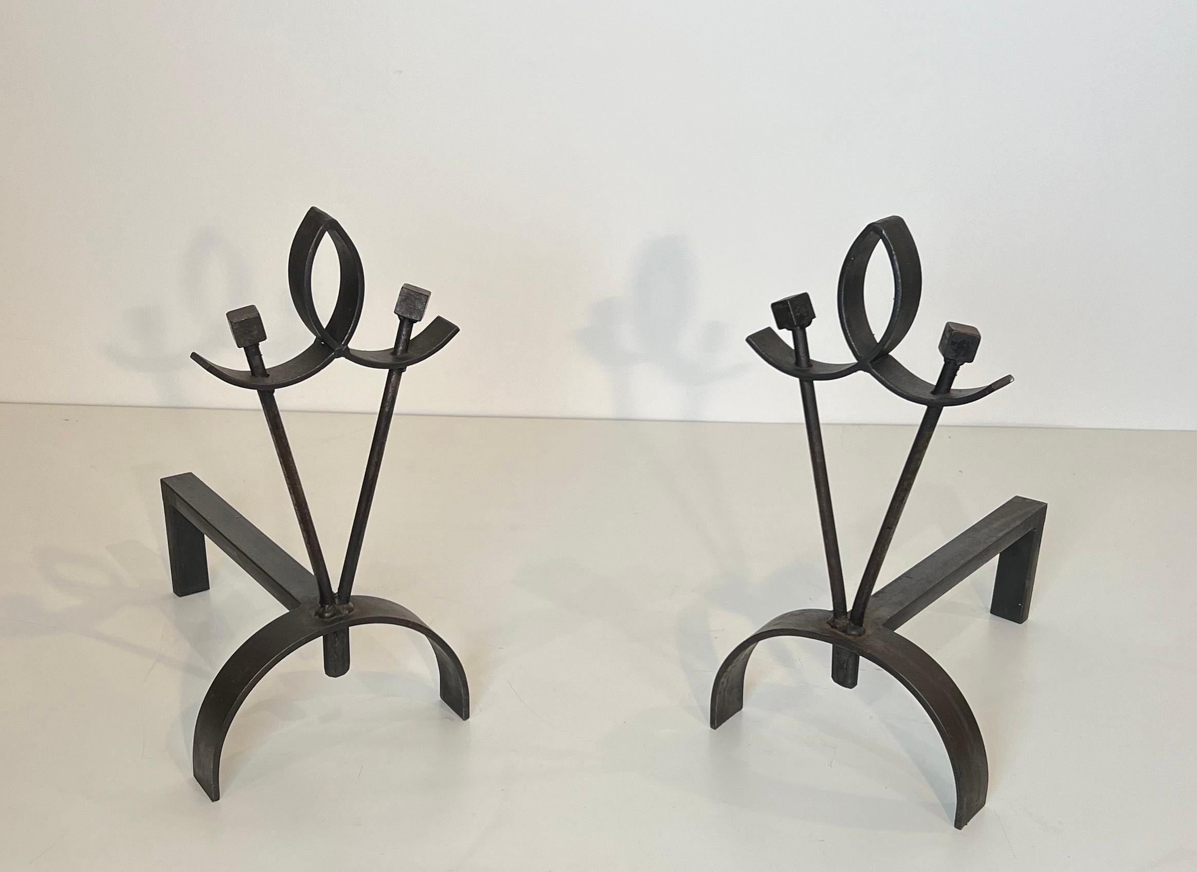 Pair of modernist wrought iron andirons. French work. Circa 1940 For Sale 6