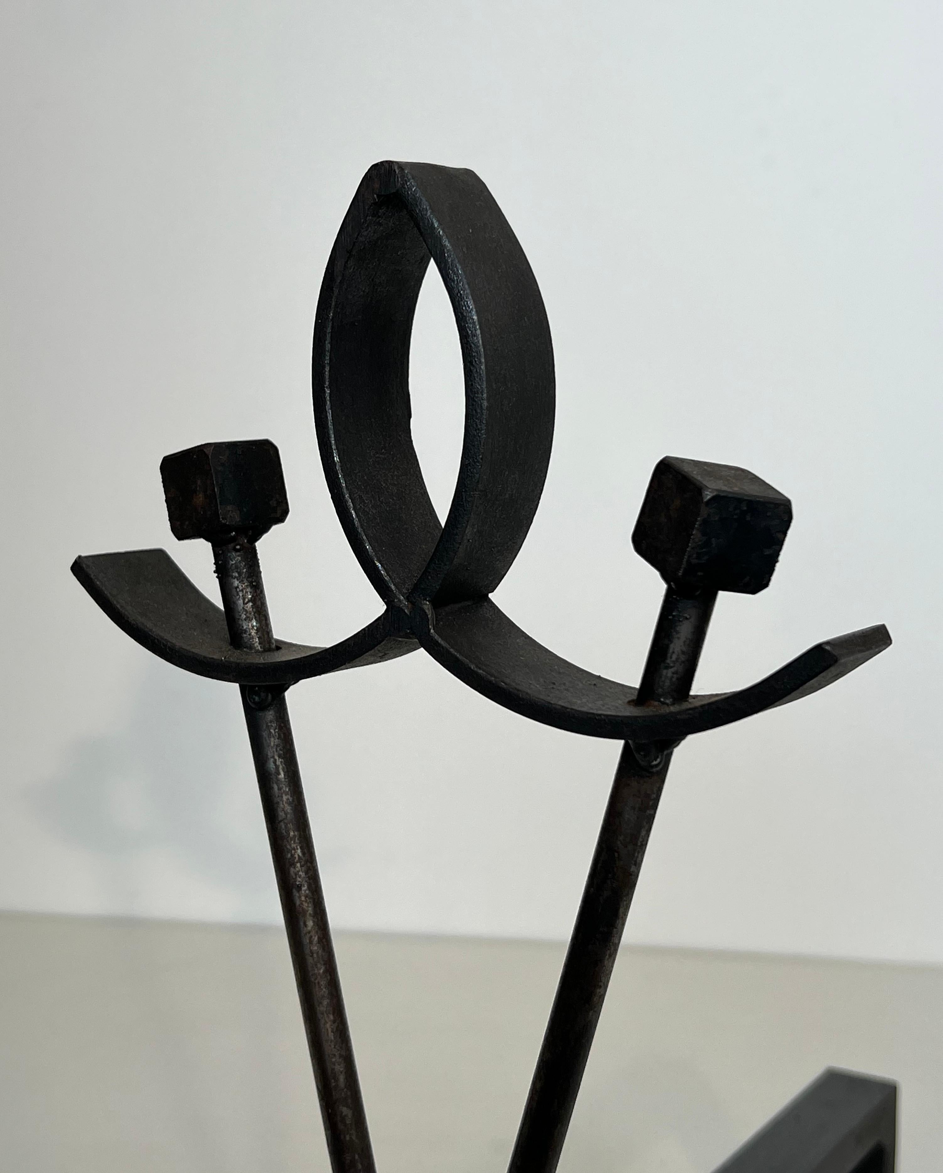 Pair of modernist wrought iron andirons. French work. Circa 1940 For Sale 9