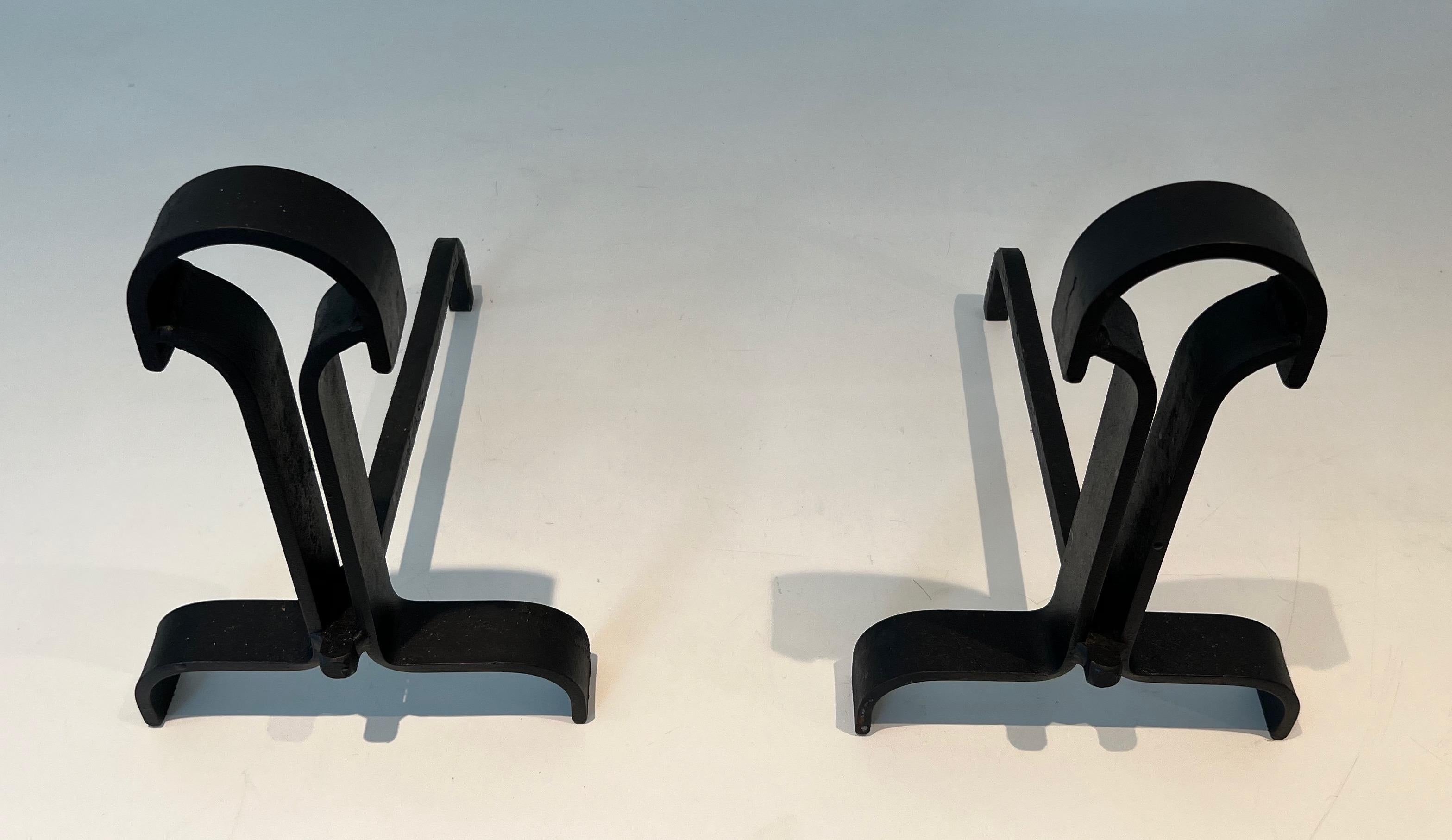 Mid-Century Modern Pair of modernist wrought iron andirons. French work. Circa 1940 For Sale